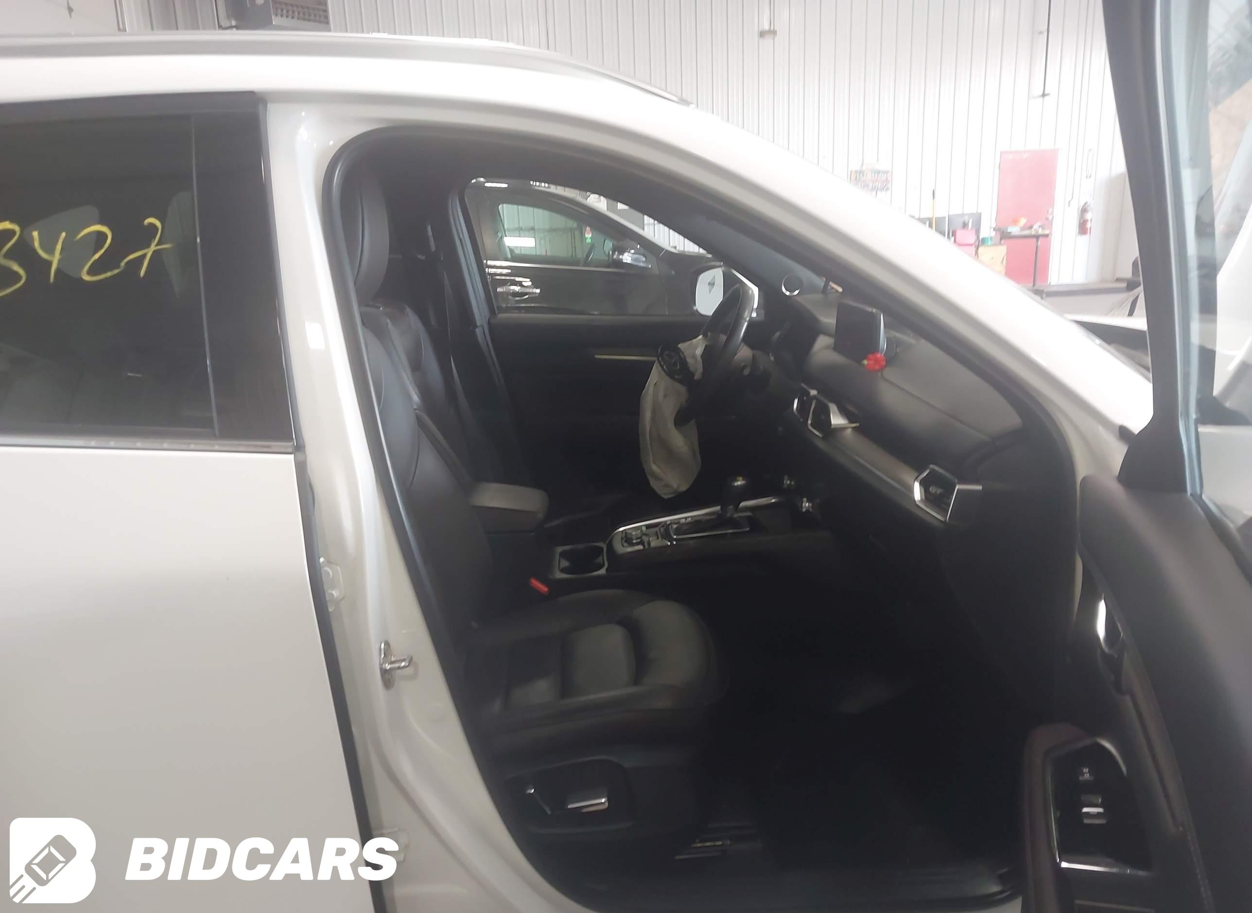 2021 Mazda CX-5, Signature