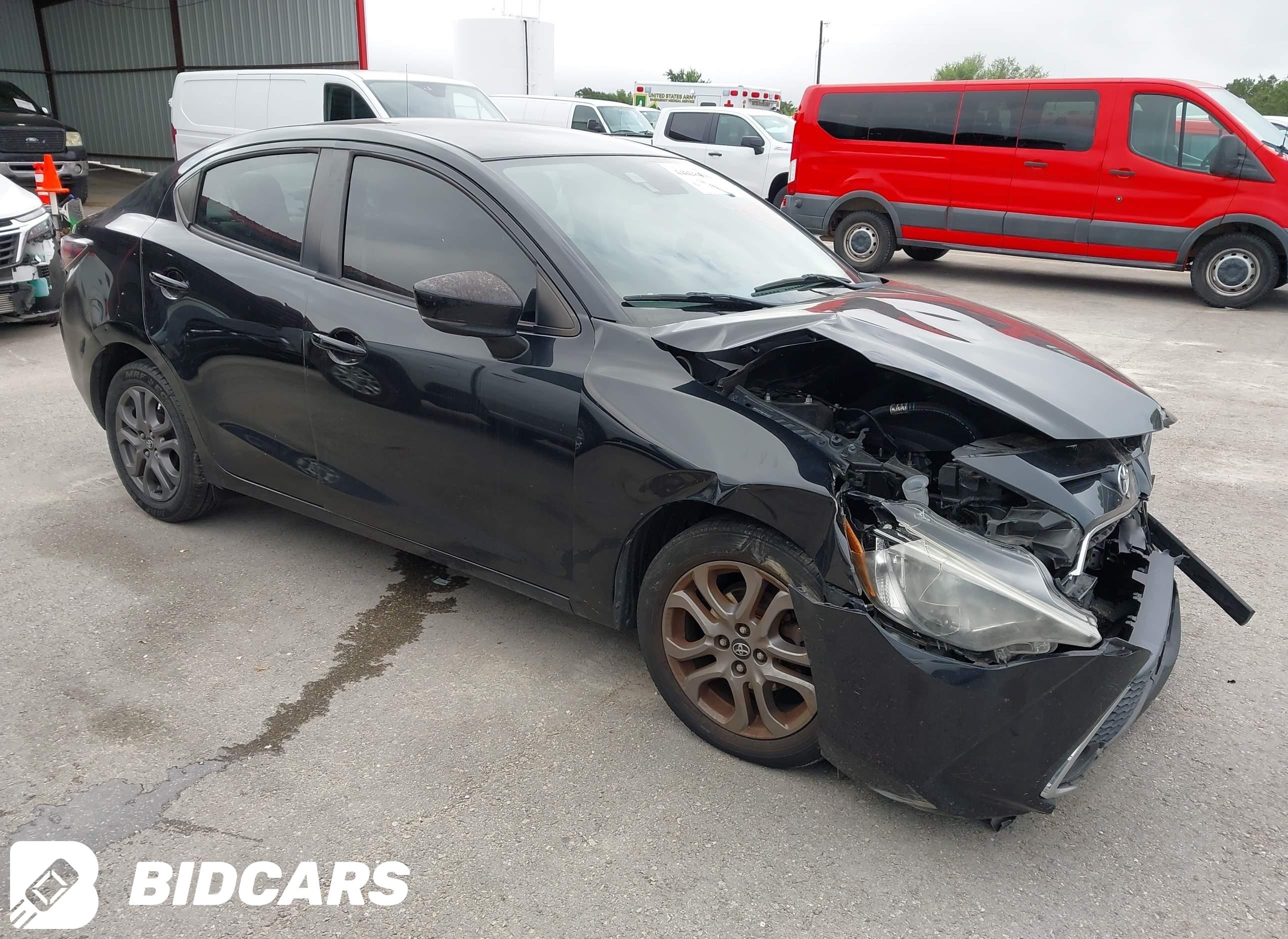 2019 Toyota Yaris, LE