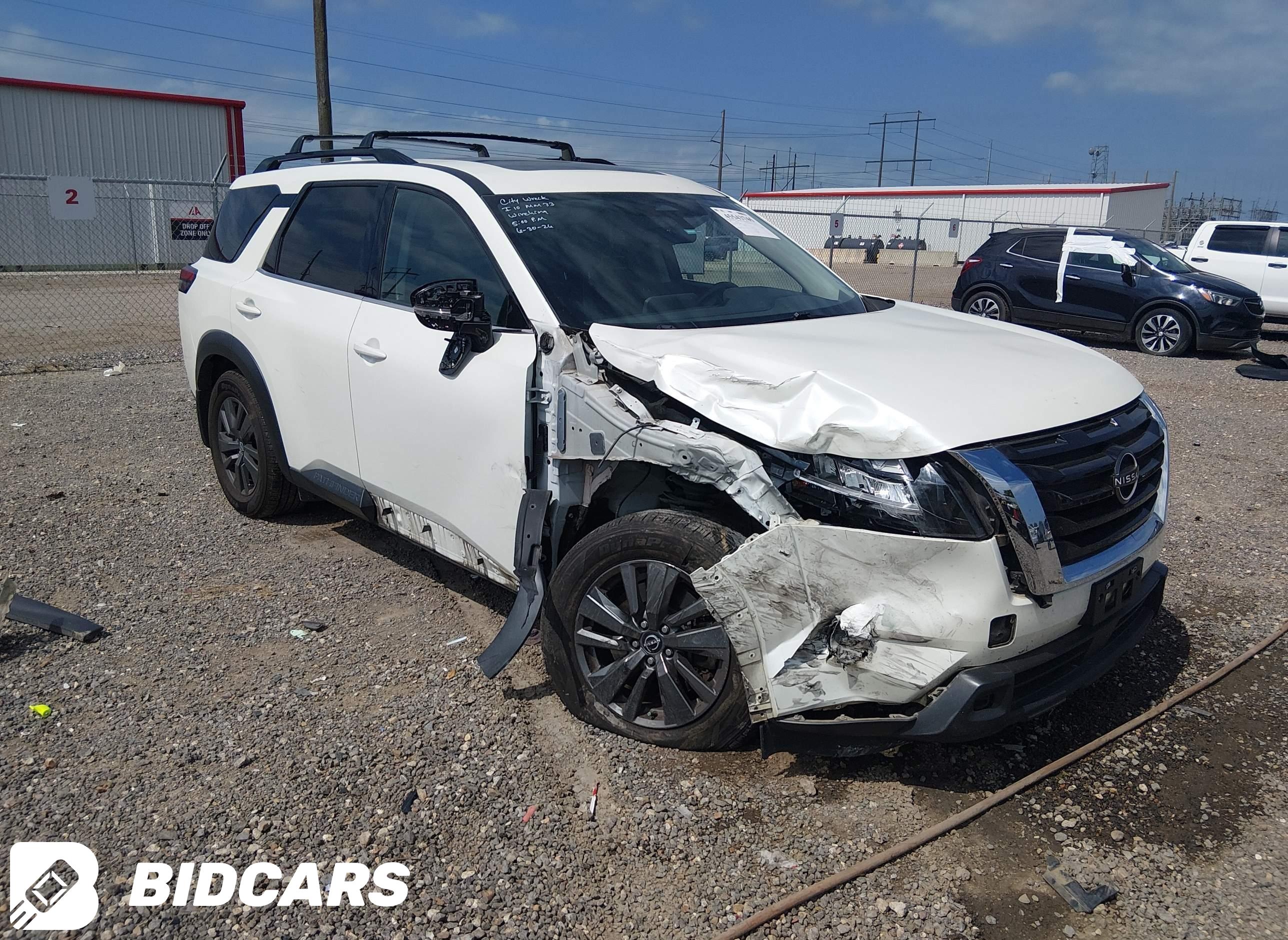 2022 Nissan Pathfinder, Sv 2Wd