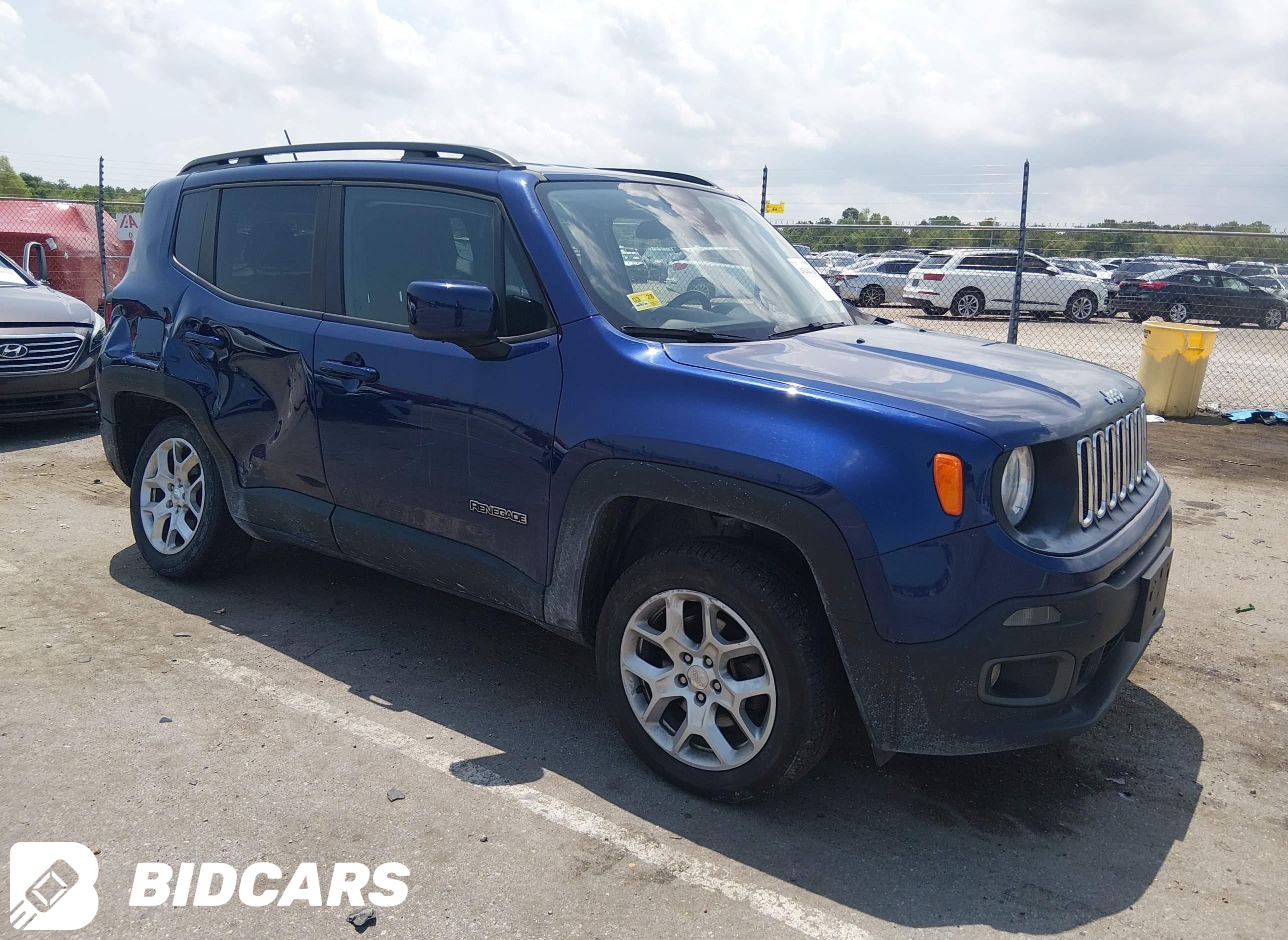 2017 Jeep Renegade, Latitude