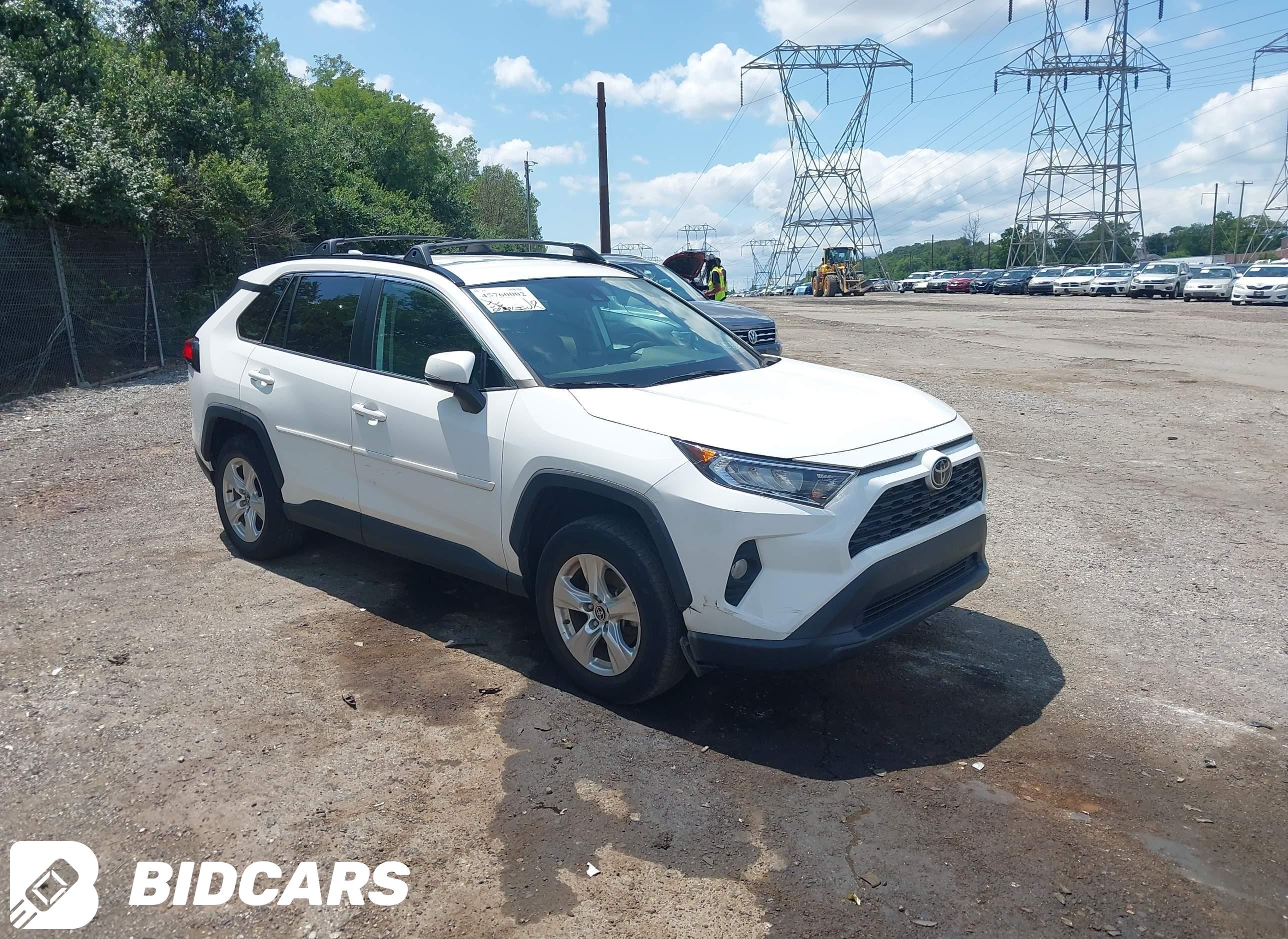 2021 Toyota RAV4, Xle