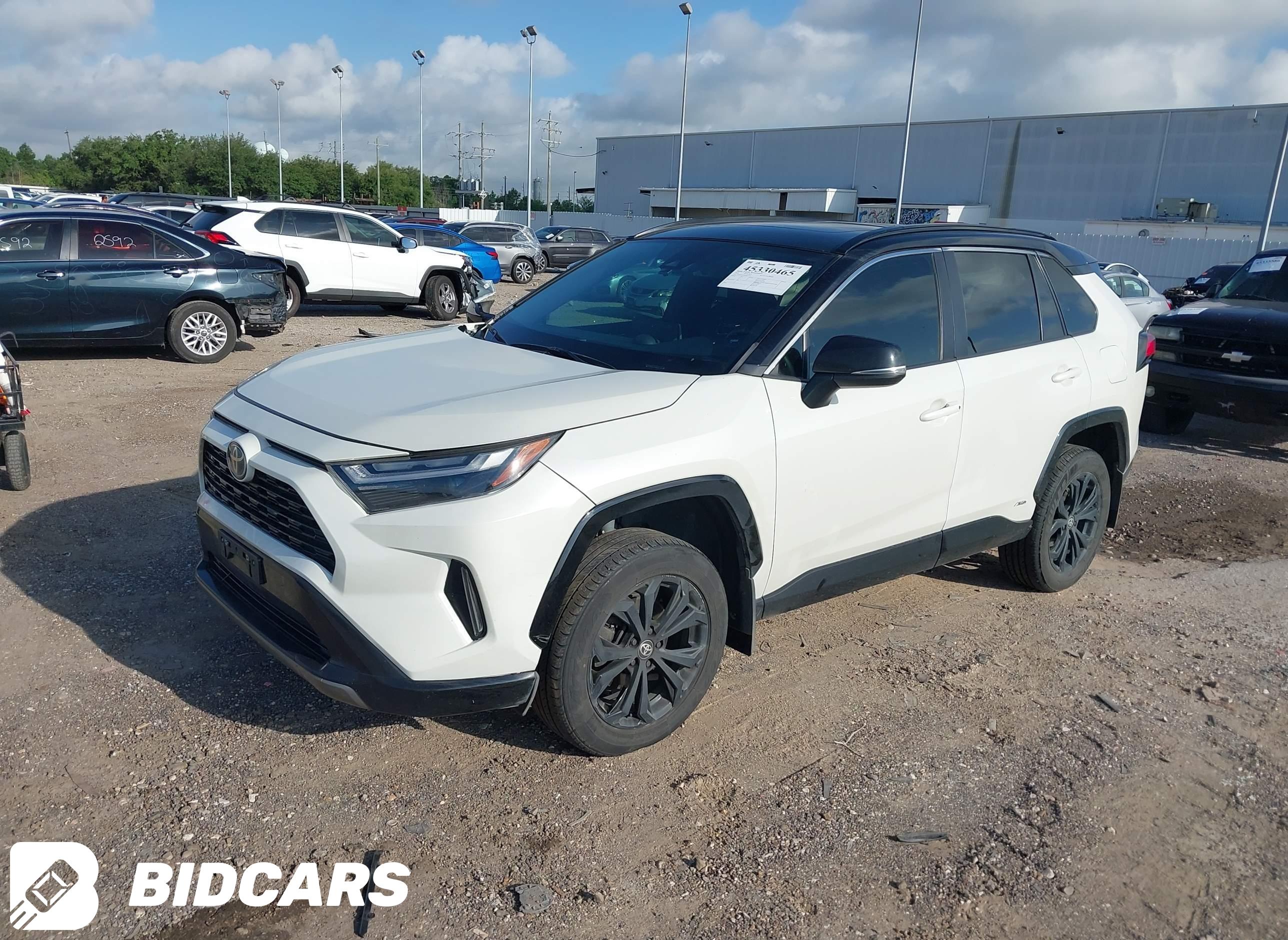 2022 Toyota RAV4, Hybrid Xse