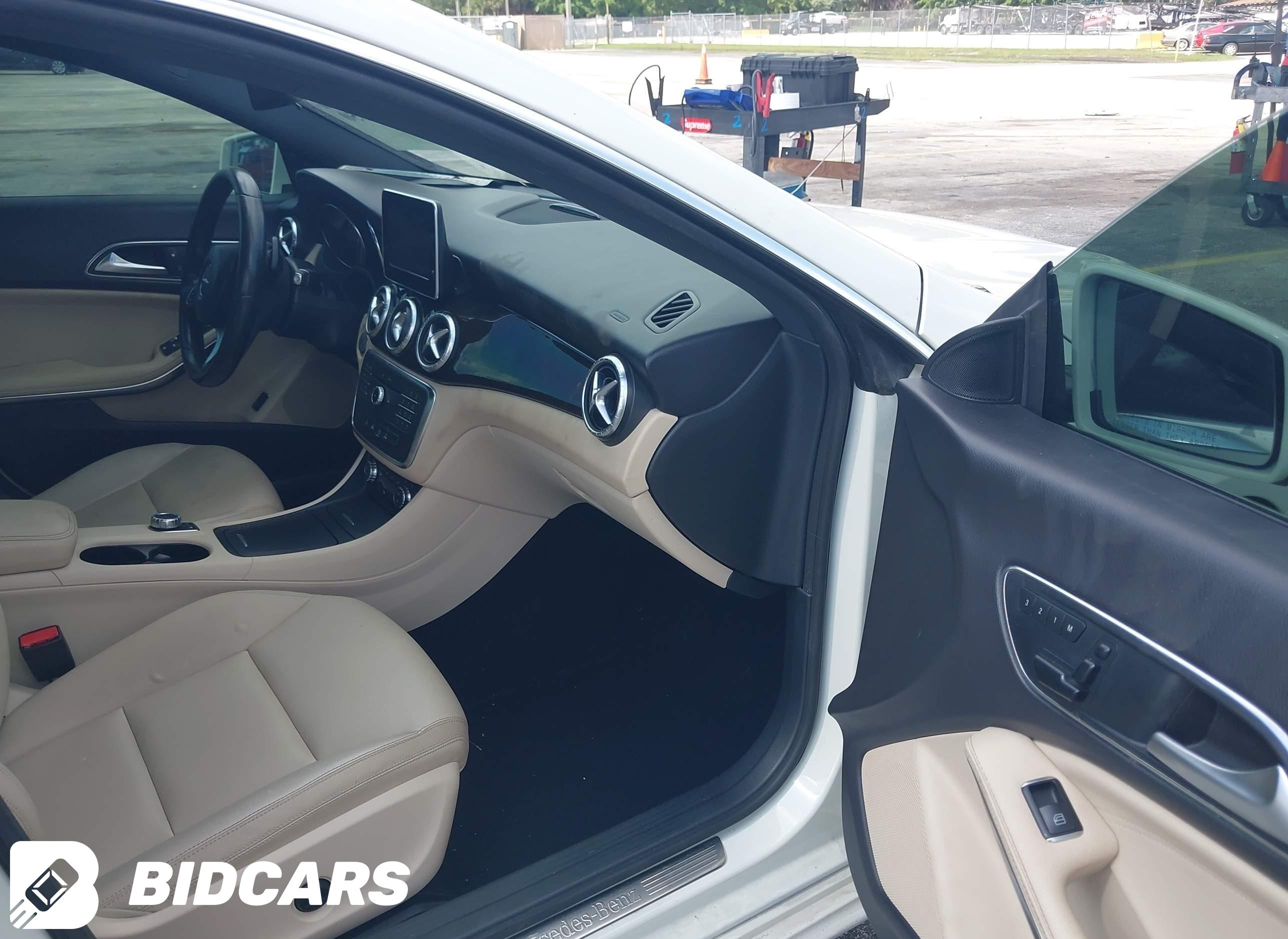 2015 Mercedes-Benz CLA 250