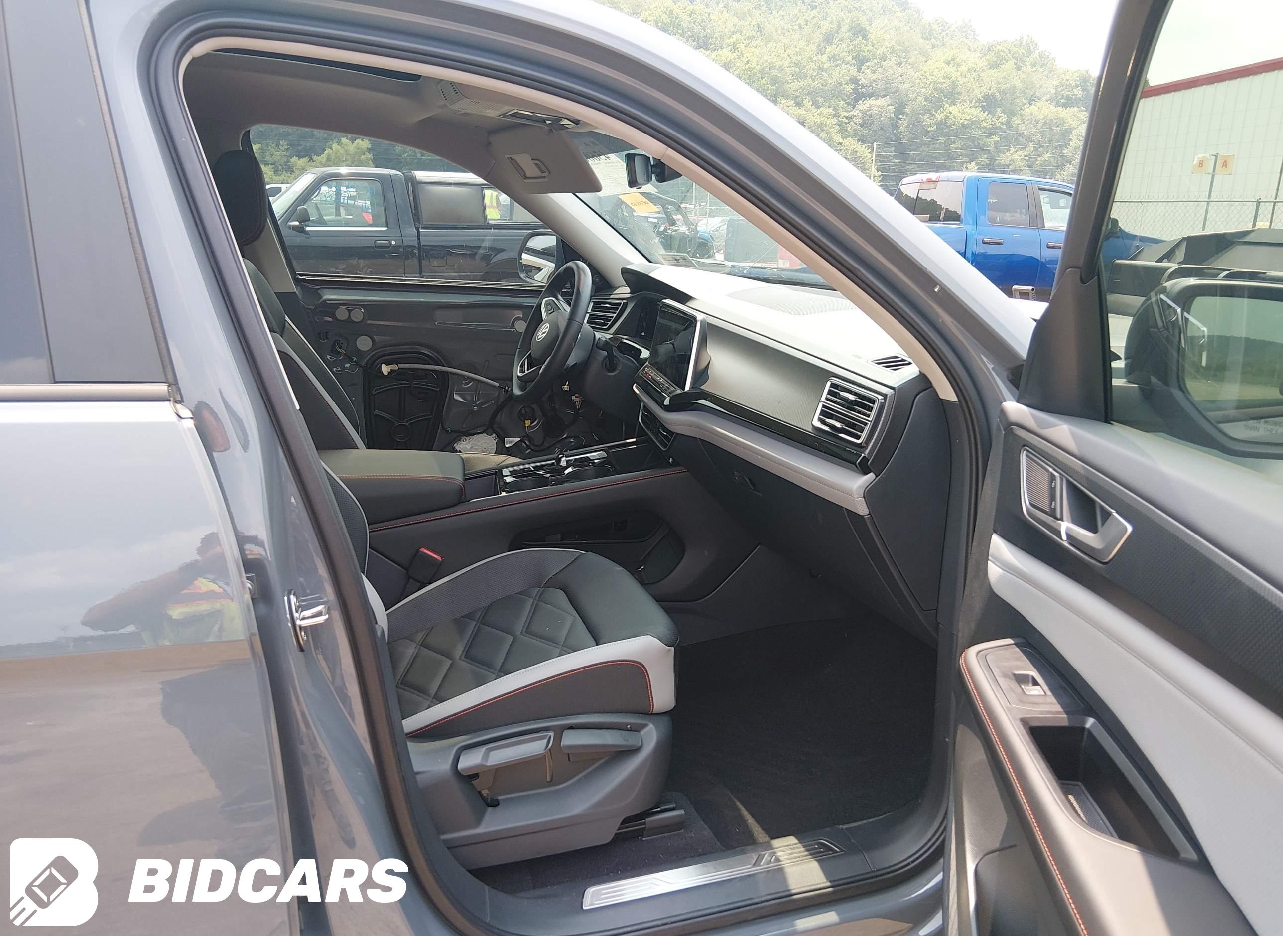 2026 Volkswagen Atlas, Peak E...