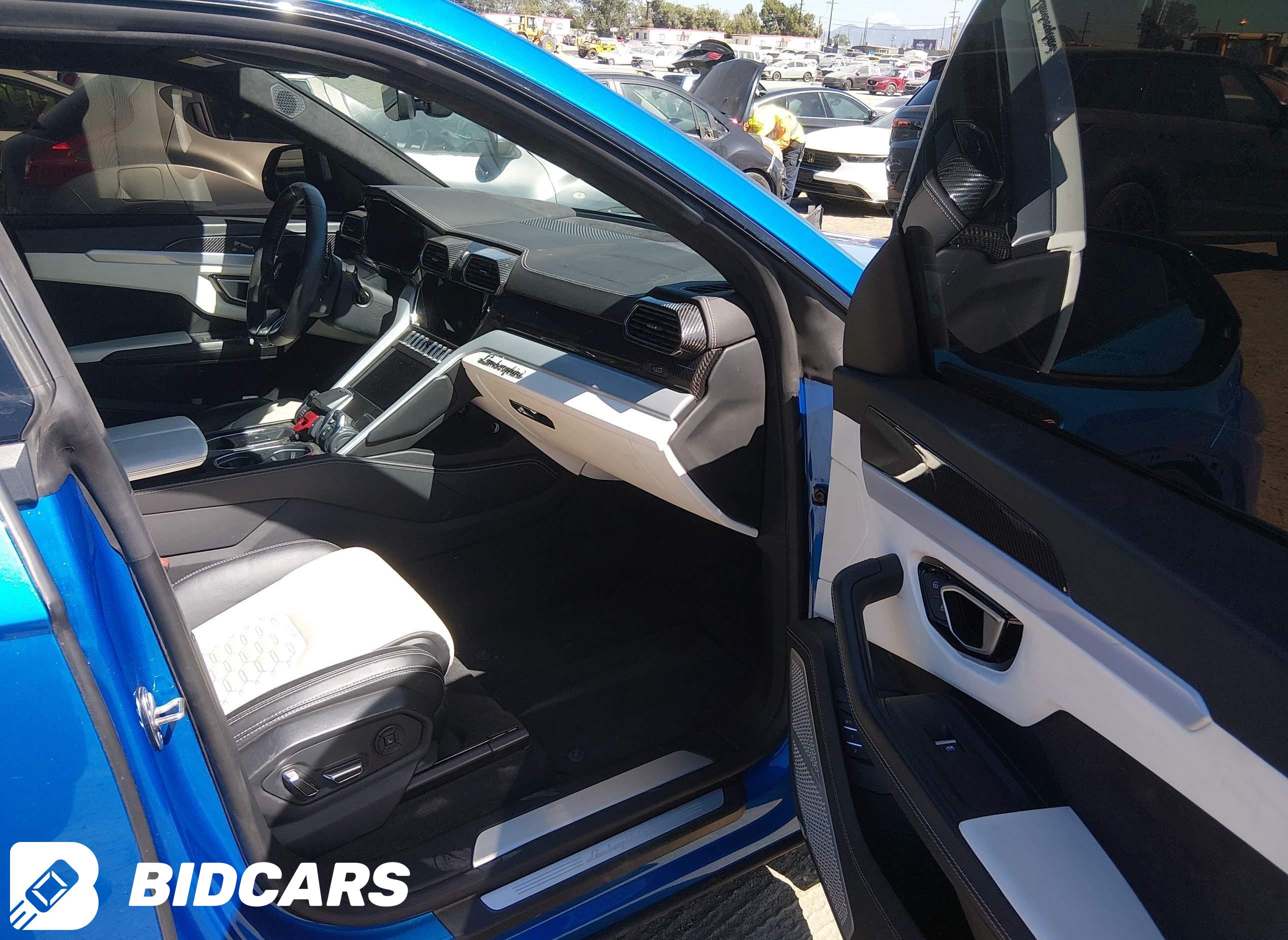 2020 Lamborghini Urus