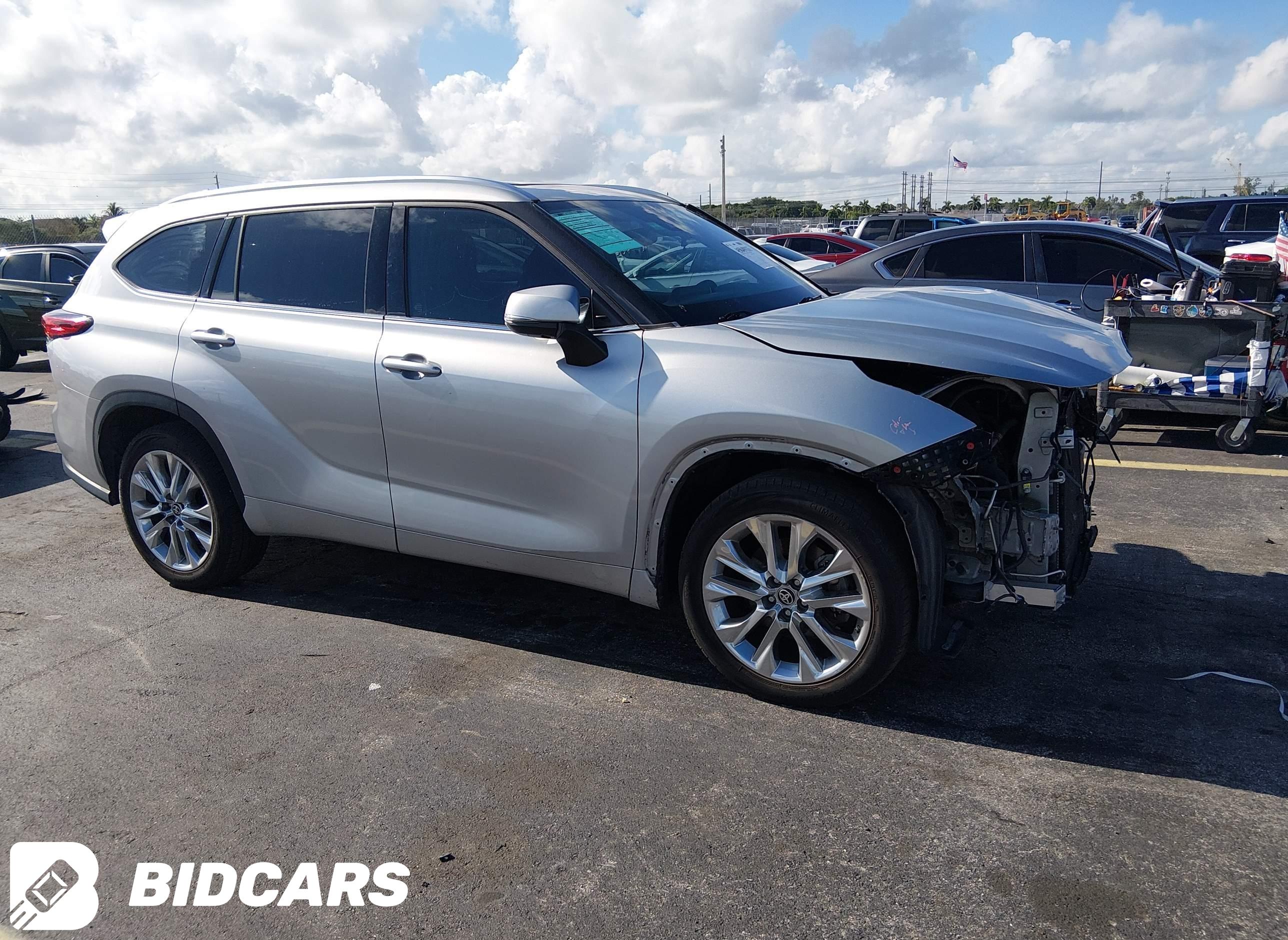 2020 Toyota Highlander, Limited