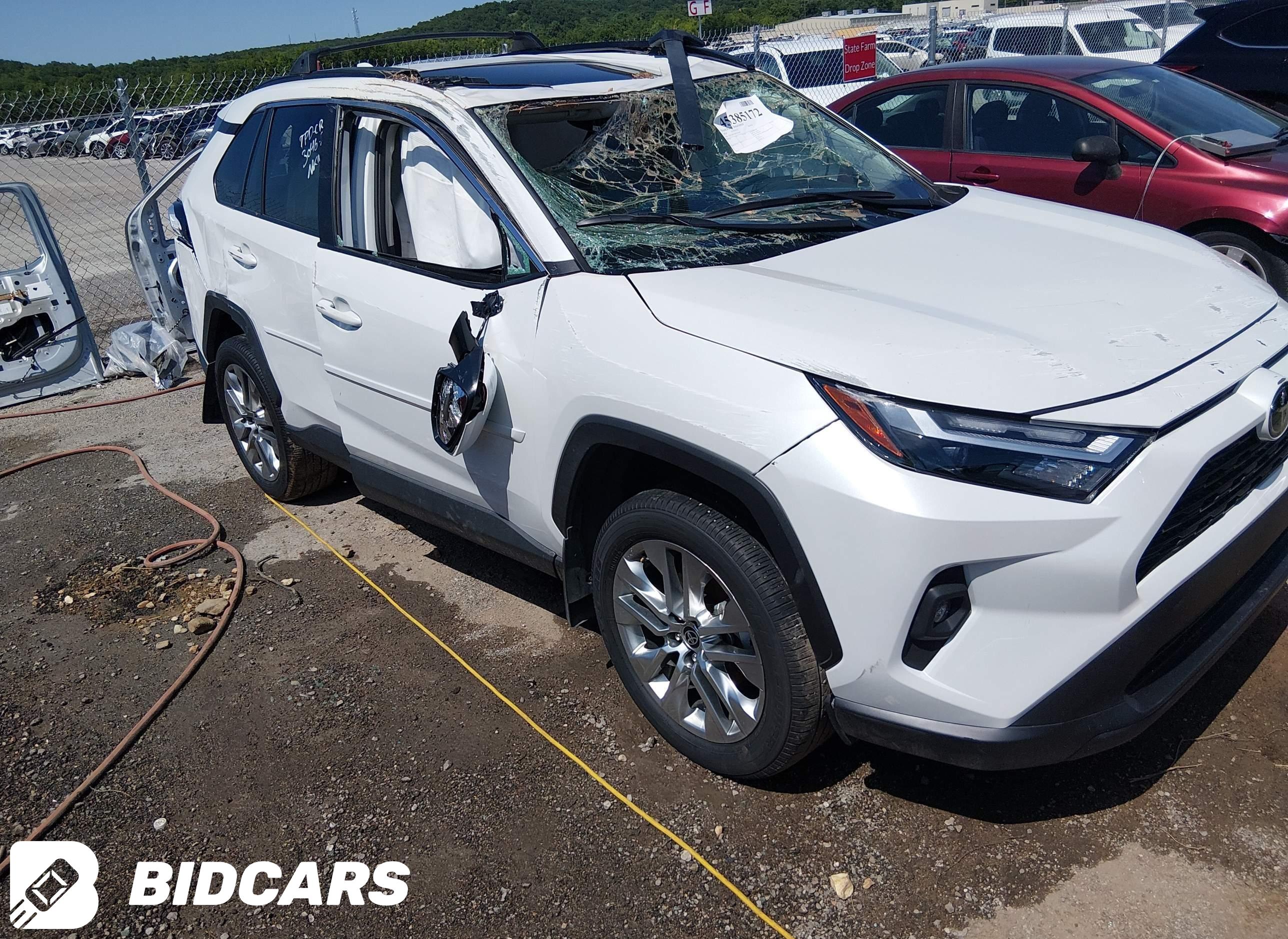 2024 Toyota RAV4, Xle Premium