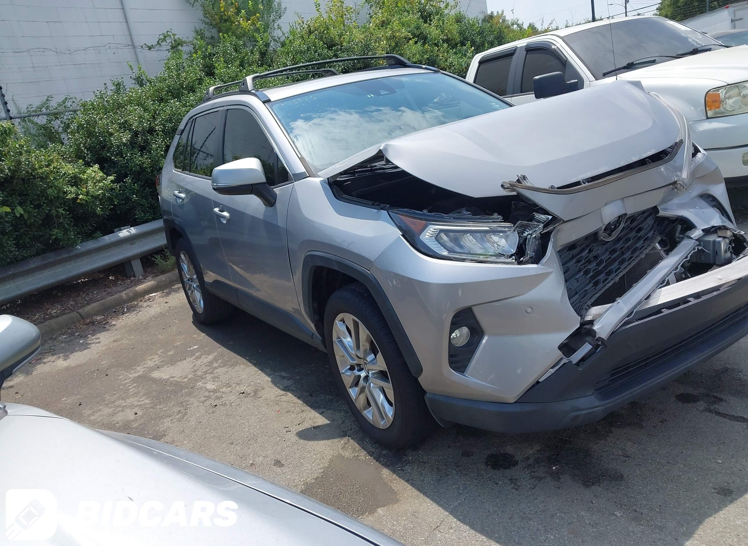 2019 Toyota RAV4, Xle Premium