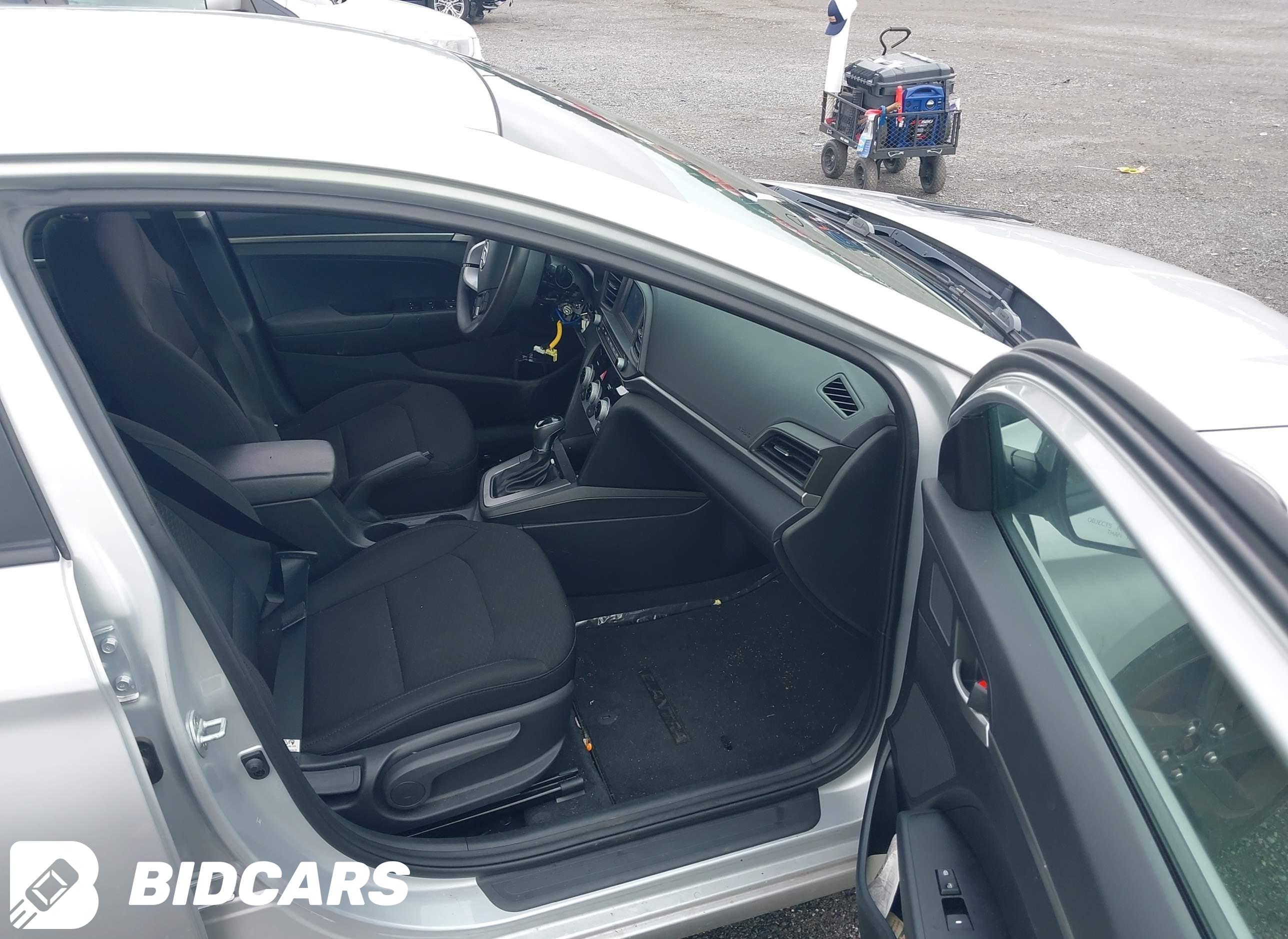 2019 Hyundai Elantra, SE