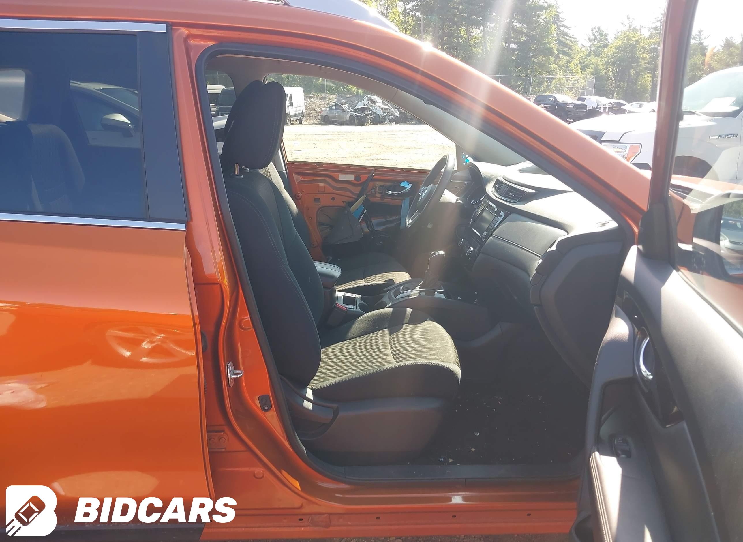 2018 Nissan Rogue, SV