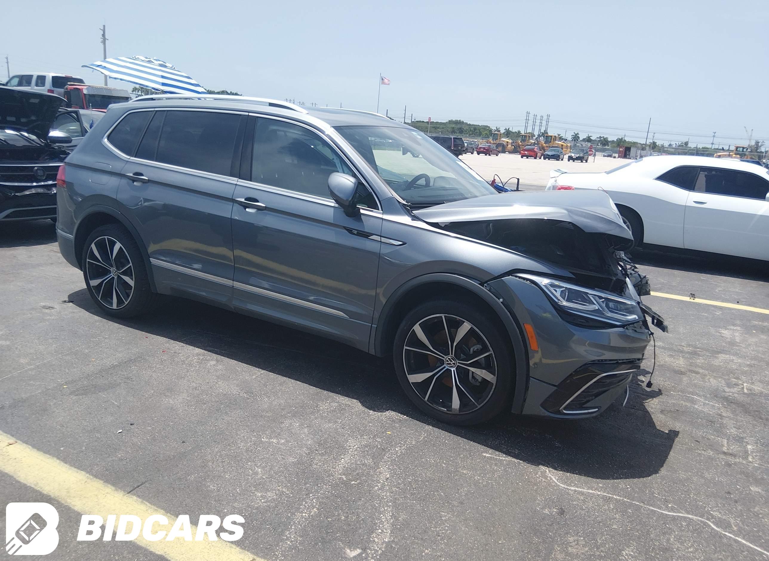2022 Volkswagen Tiguan, 2.0T...