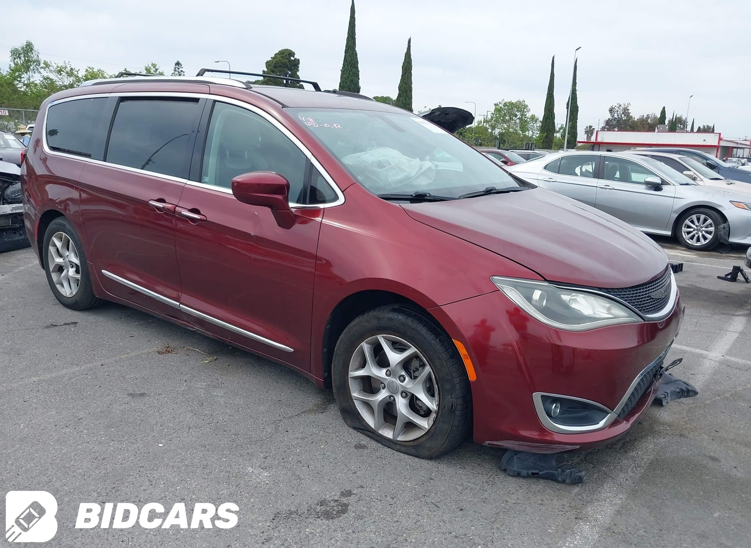 2018 Chrysler Pacifica, Touri...