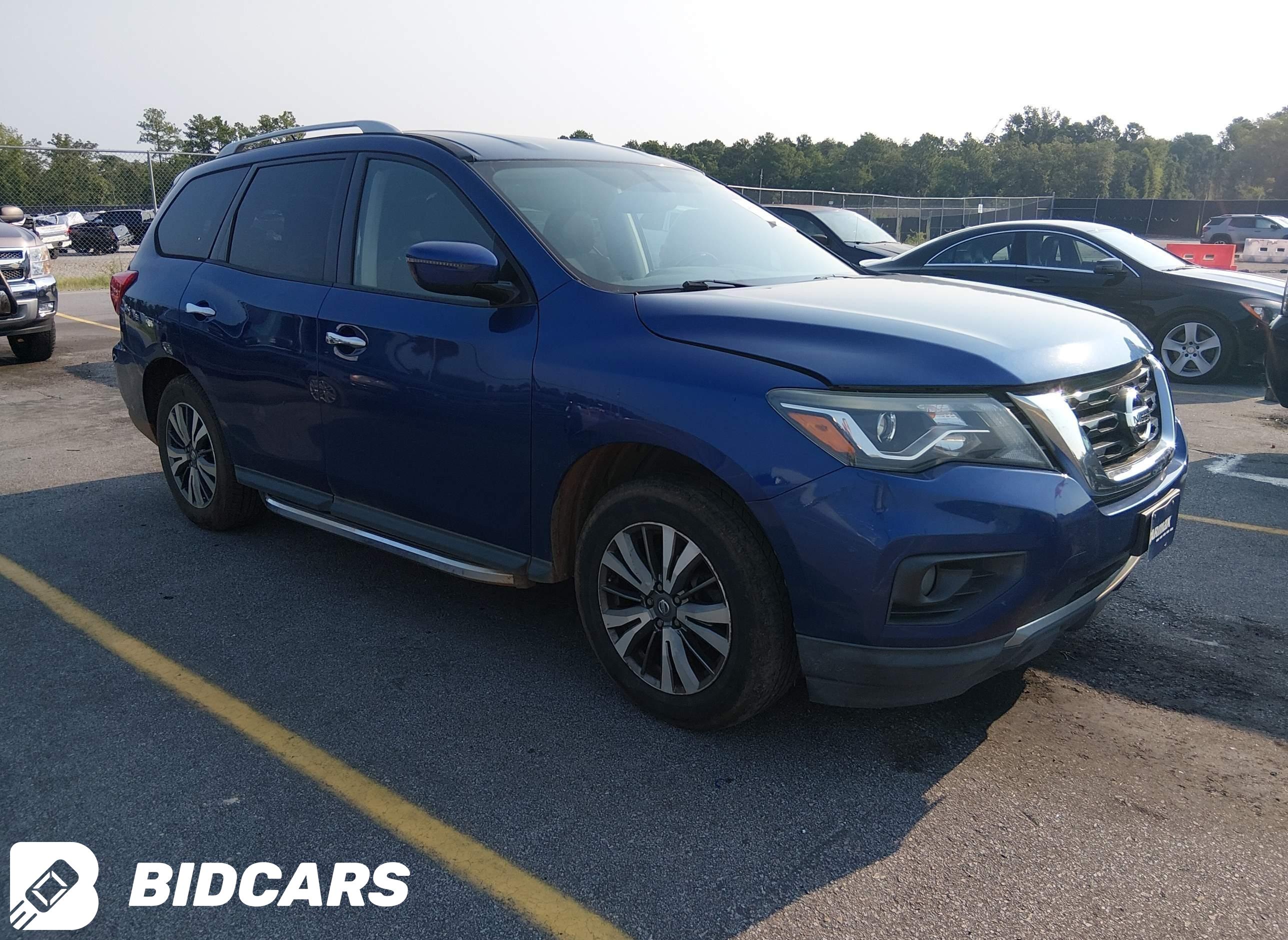 2018 Nissan Pathfinder, SV