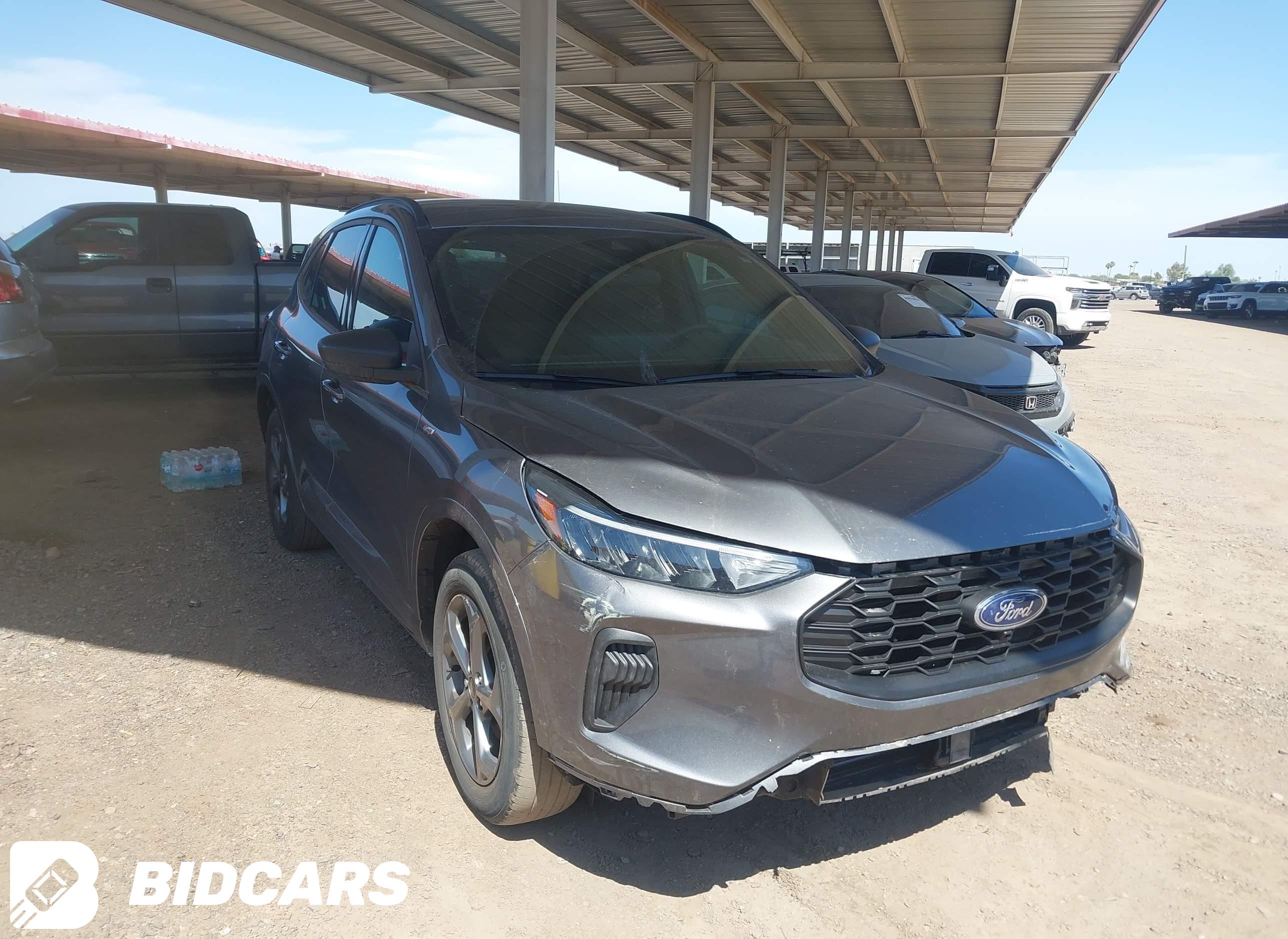 2024 Ford Escape, St-Line