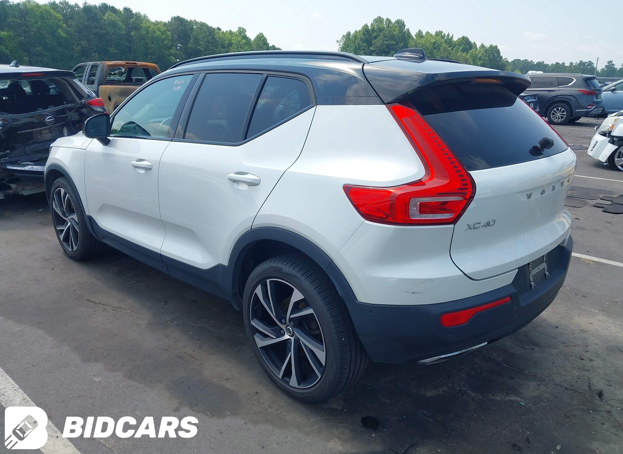 2019 Volvo XC40, T5 R-Design