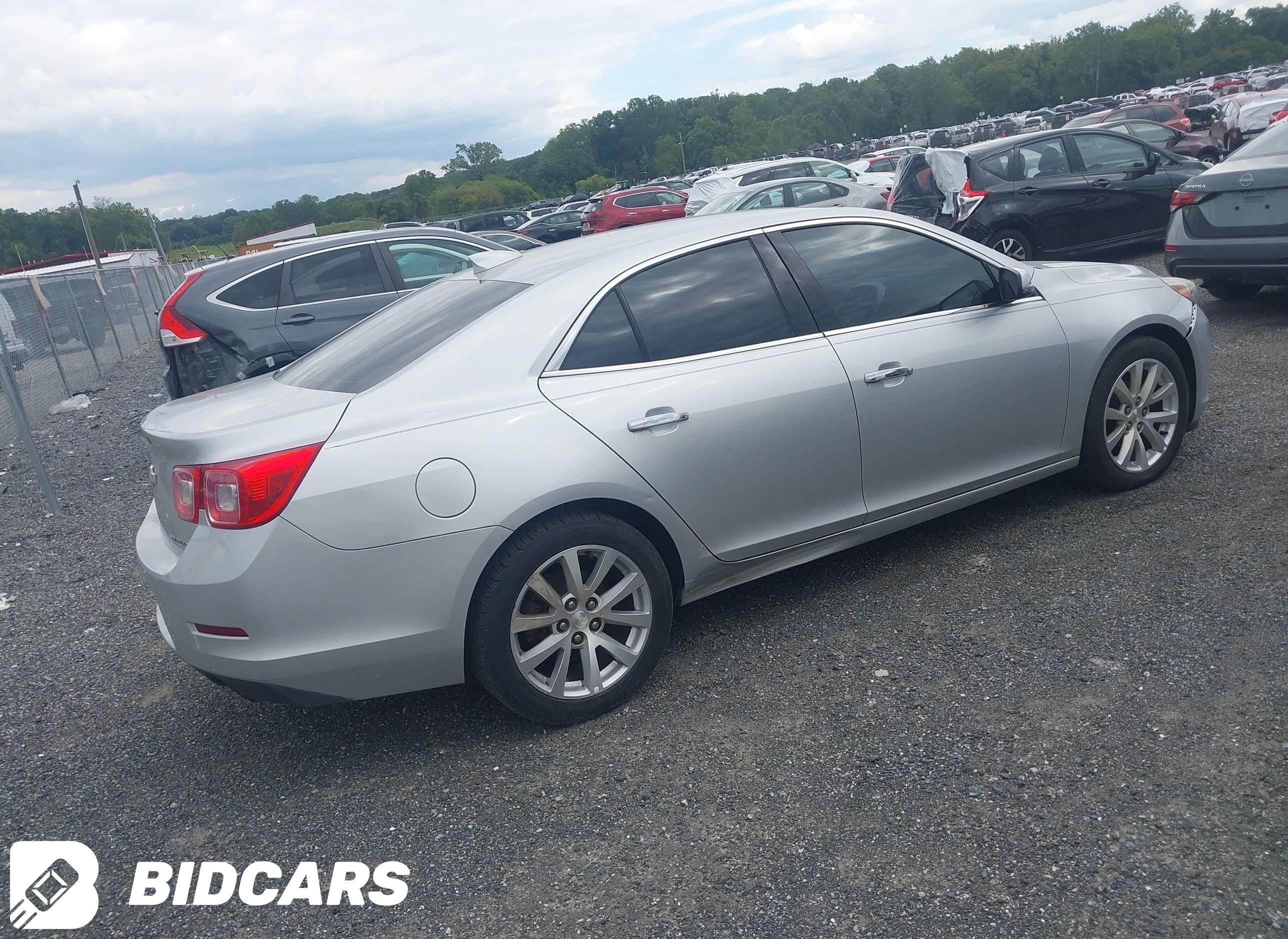 2016 Chevrolet Malibu, Limite...
