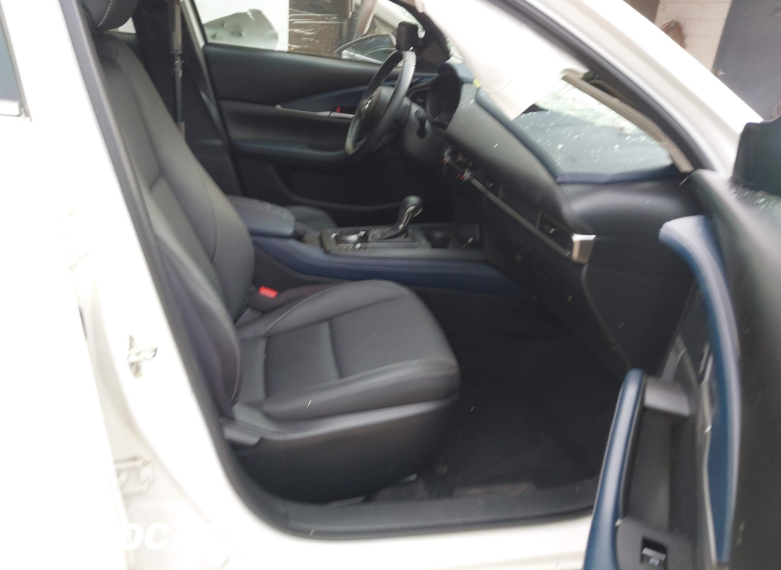 2021 Mazda CX-30, Select
