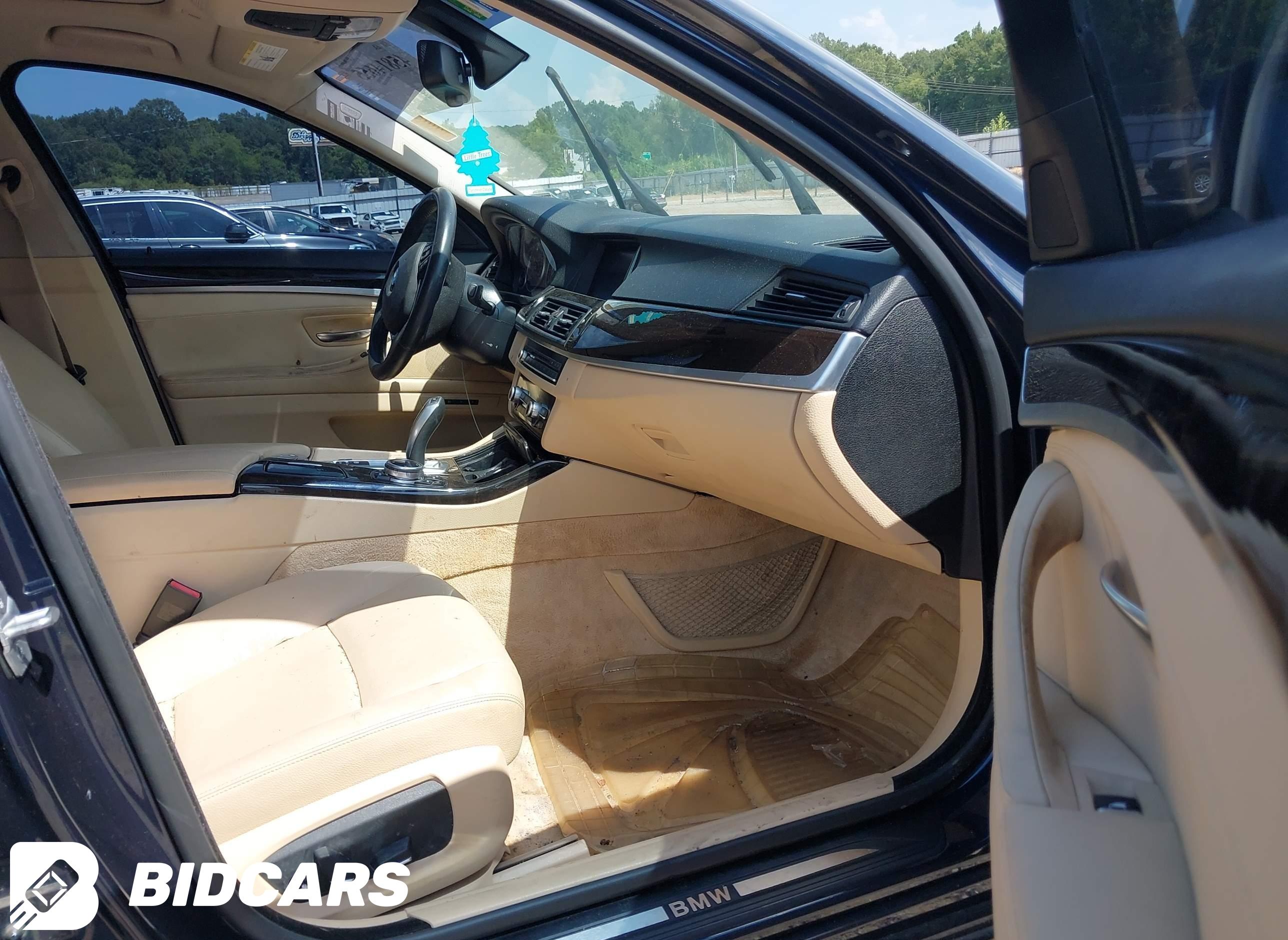 2015 BMW 5 Series, 528I