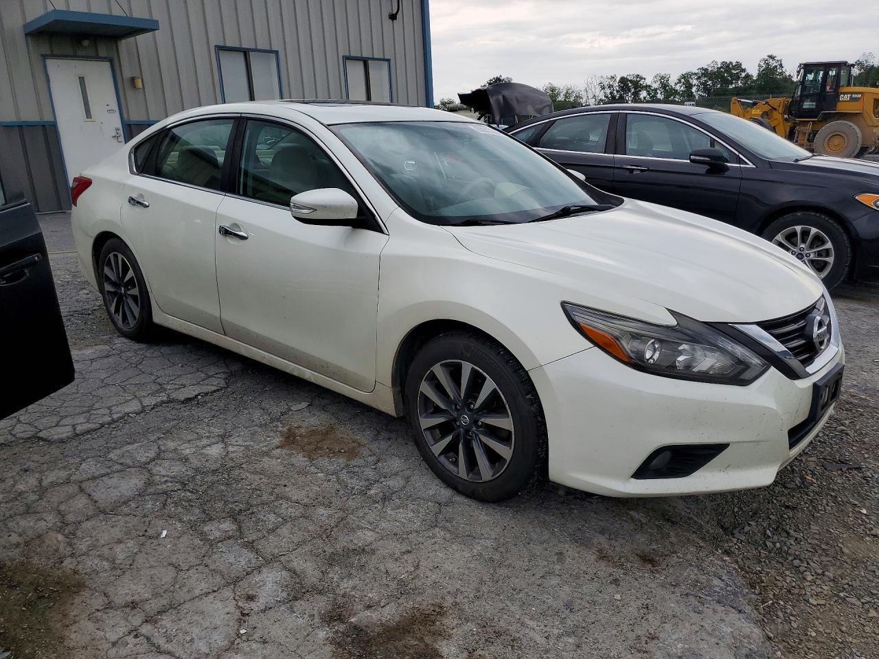 2017 Nissan Altima, 2.5 SL