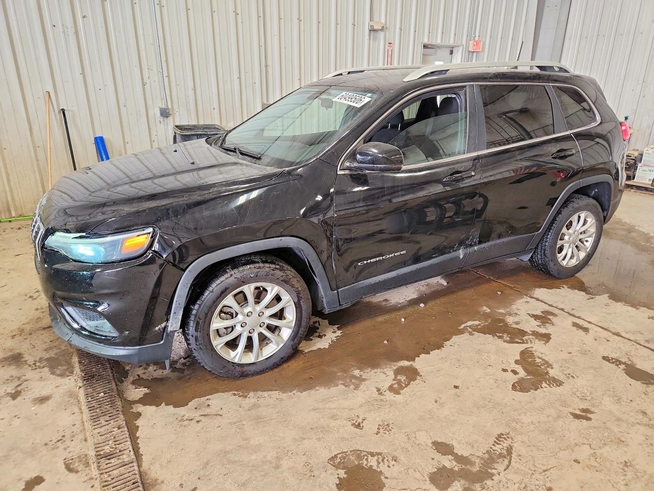 2019 Jeep Cherokee, Latitude