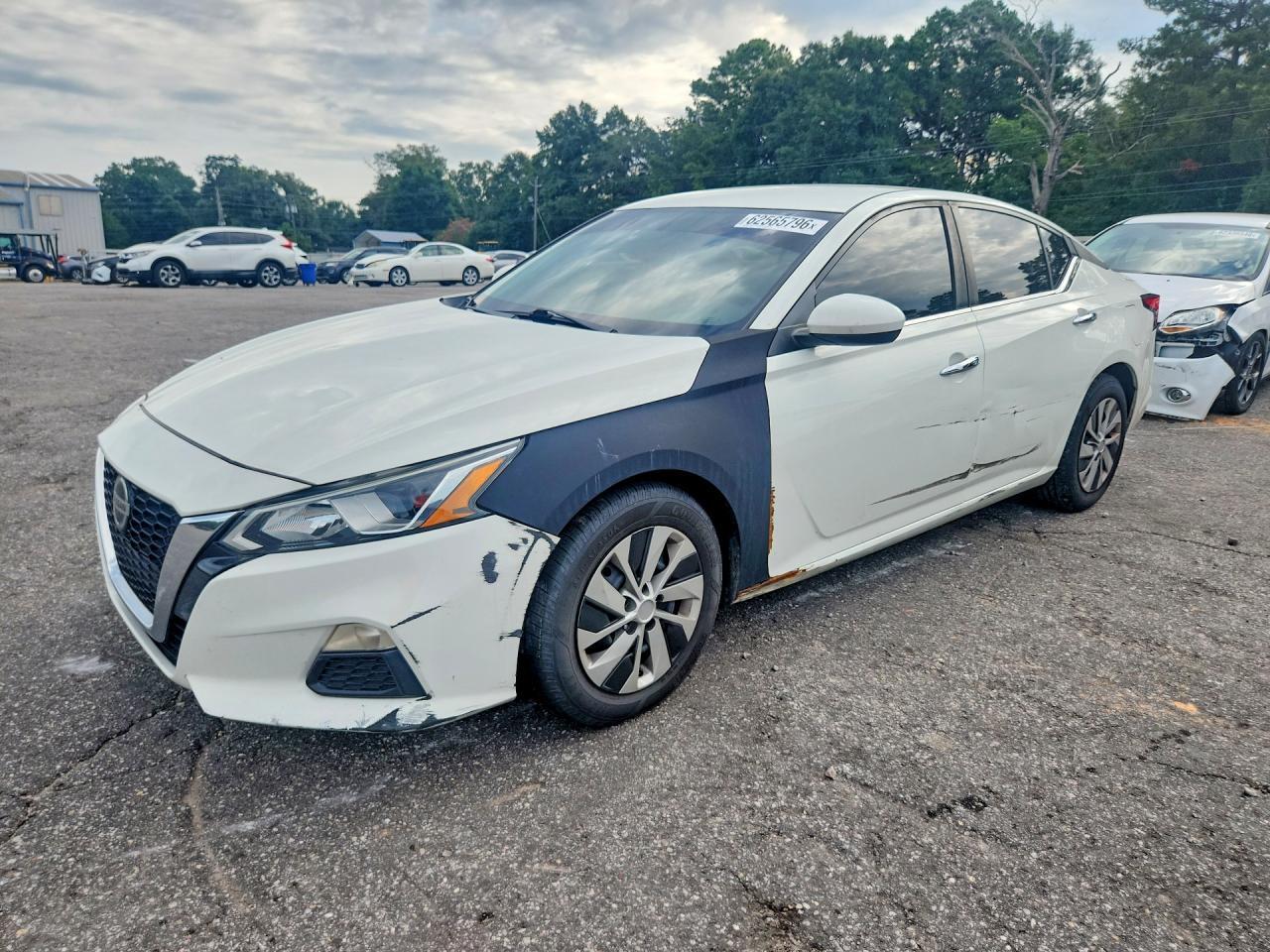 2019 Nissan Altima, S