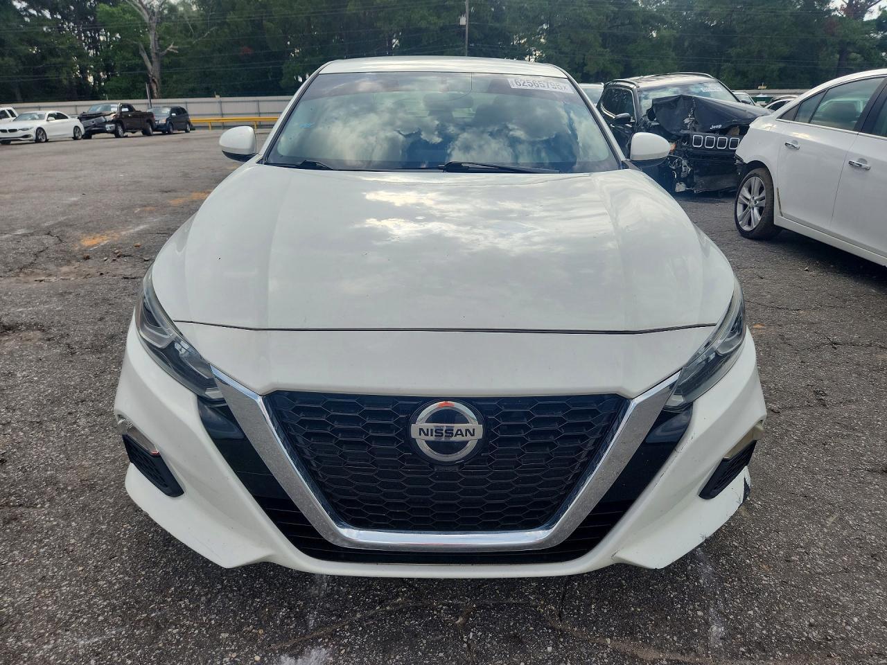 2019 Nissan Altima, S
