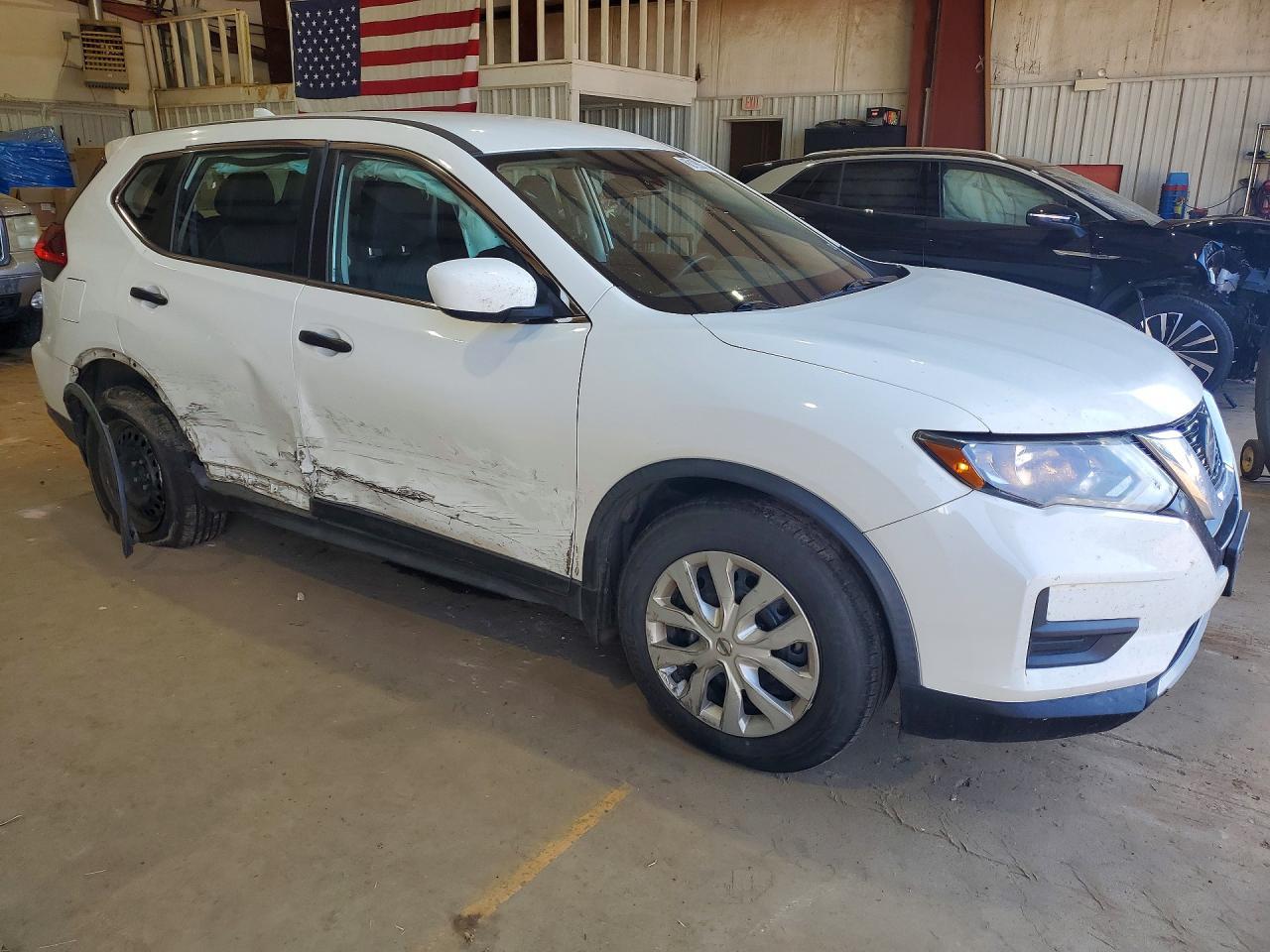 2019 Nissan Rogue, S