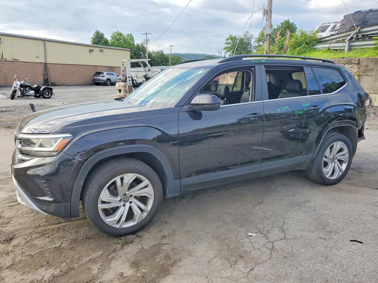 2021 Volkswagen Atlas, SE