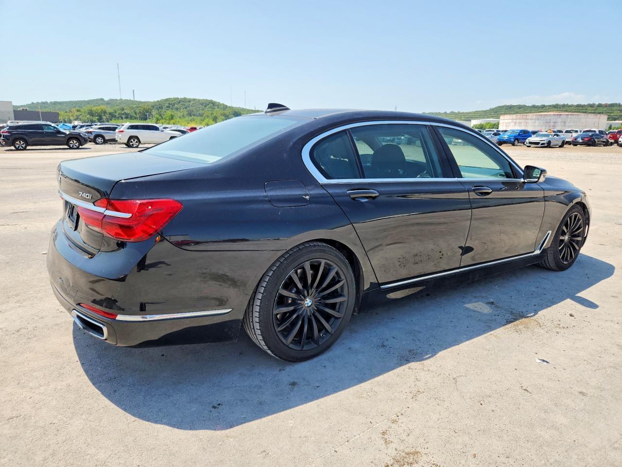 2016 BMW 7 Series, 740 I