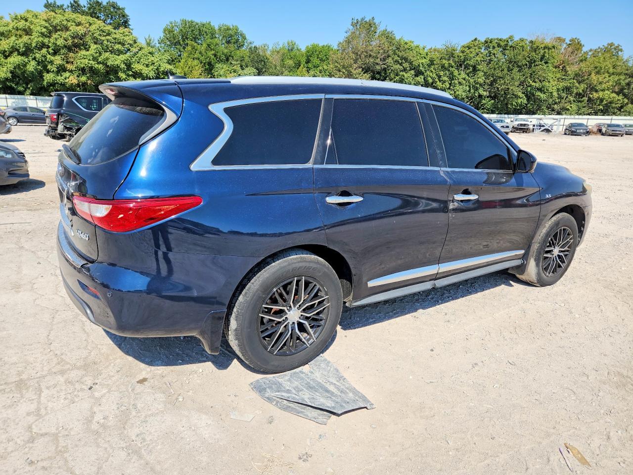 2015 Infiniti QX60, Base