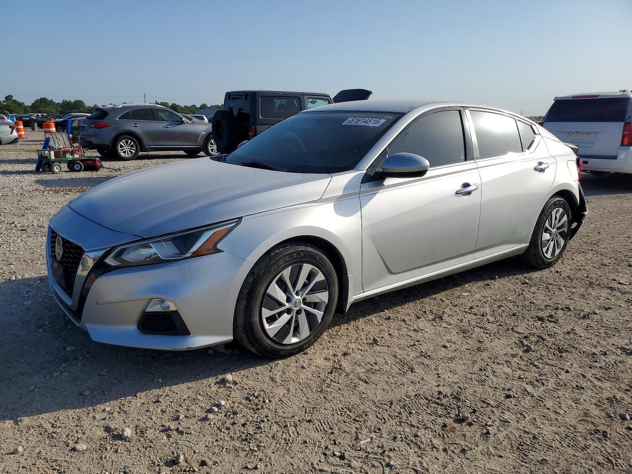 2019 Nissan Altima, S