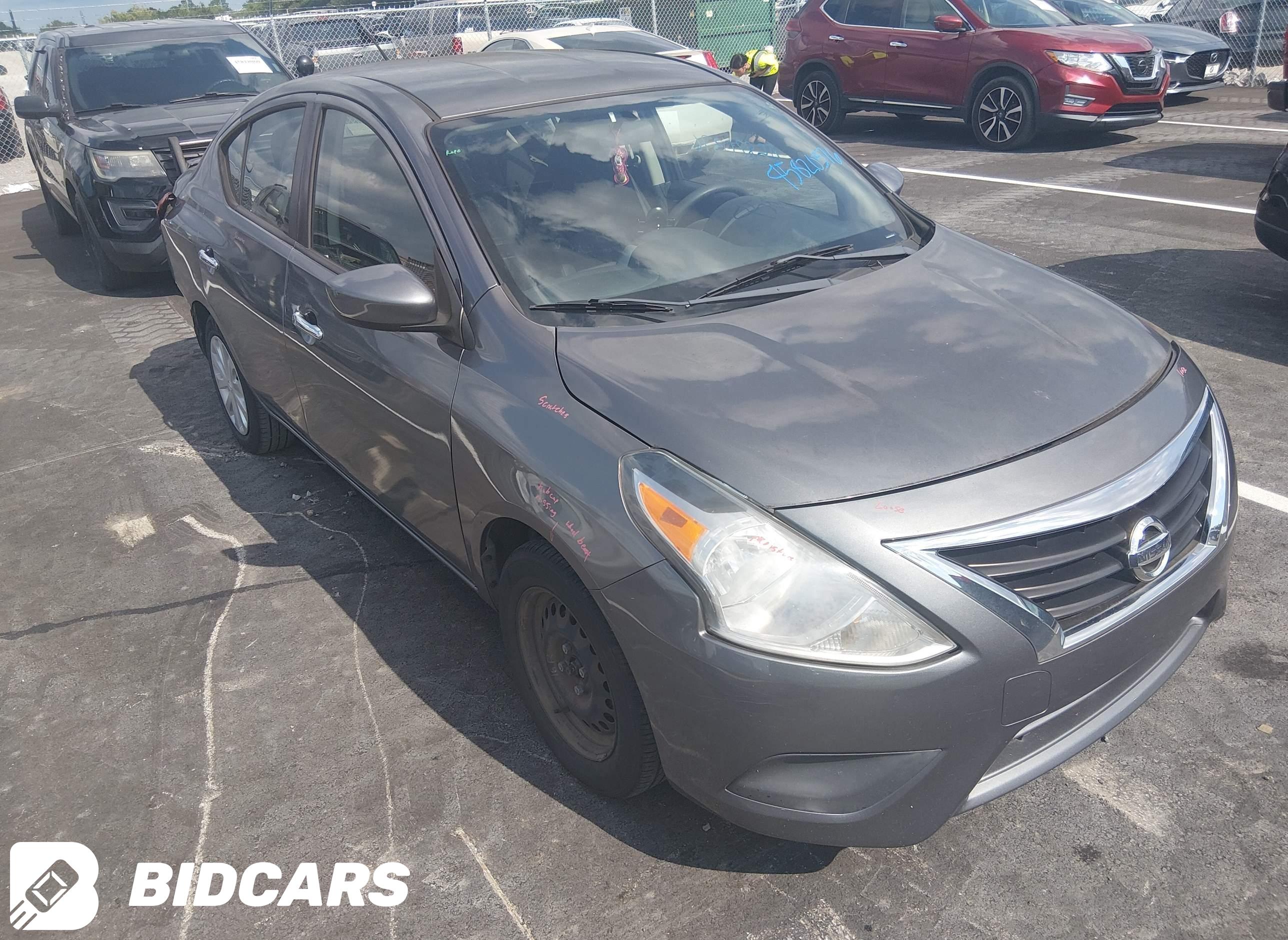 2017 Nissan Versa, 1.6 SV