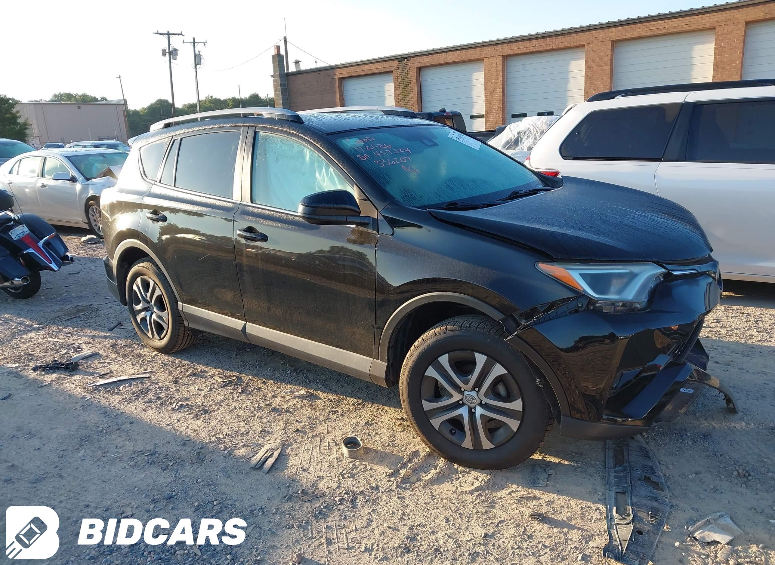 2017 Toyota RAV4, LE