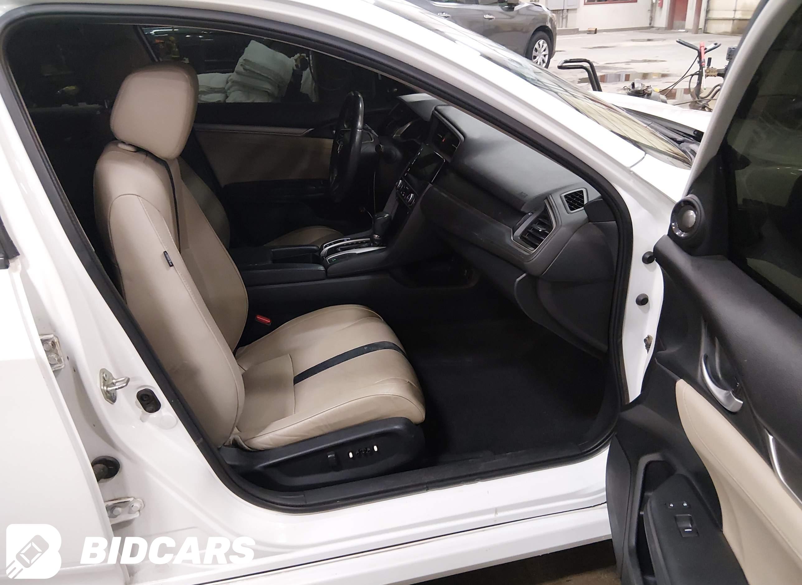 2016 Honda Civic, Touring
