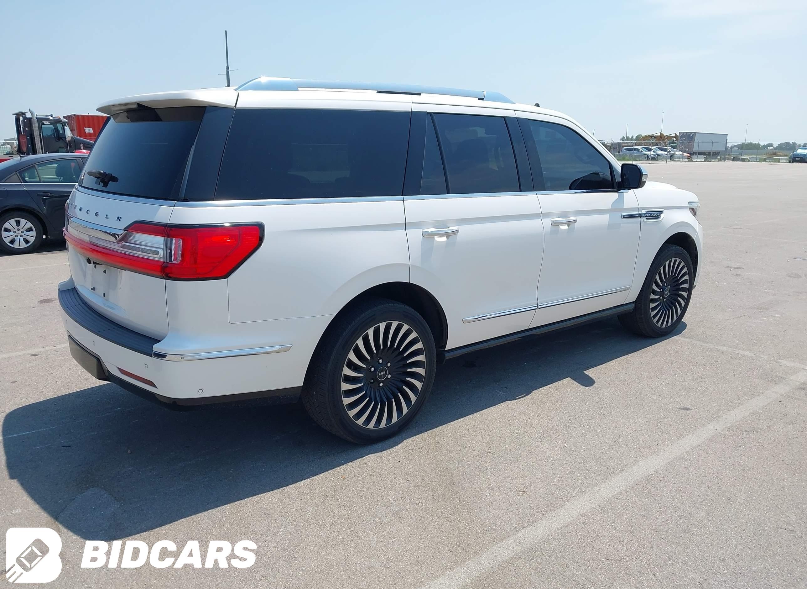 2018 Lincoln Navigator, Black...