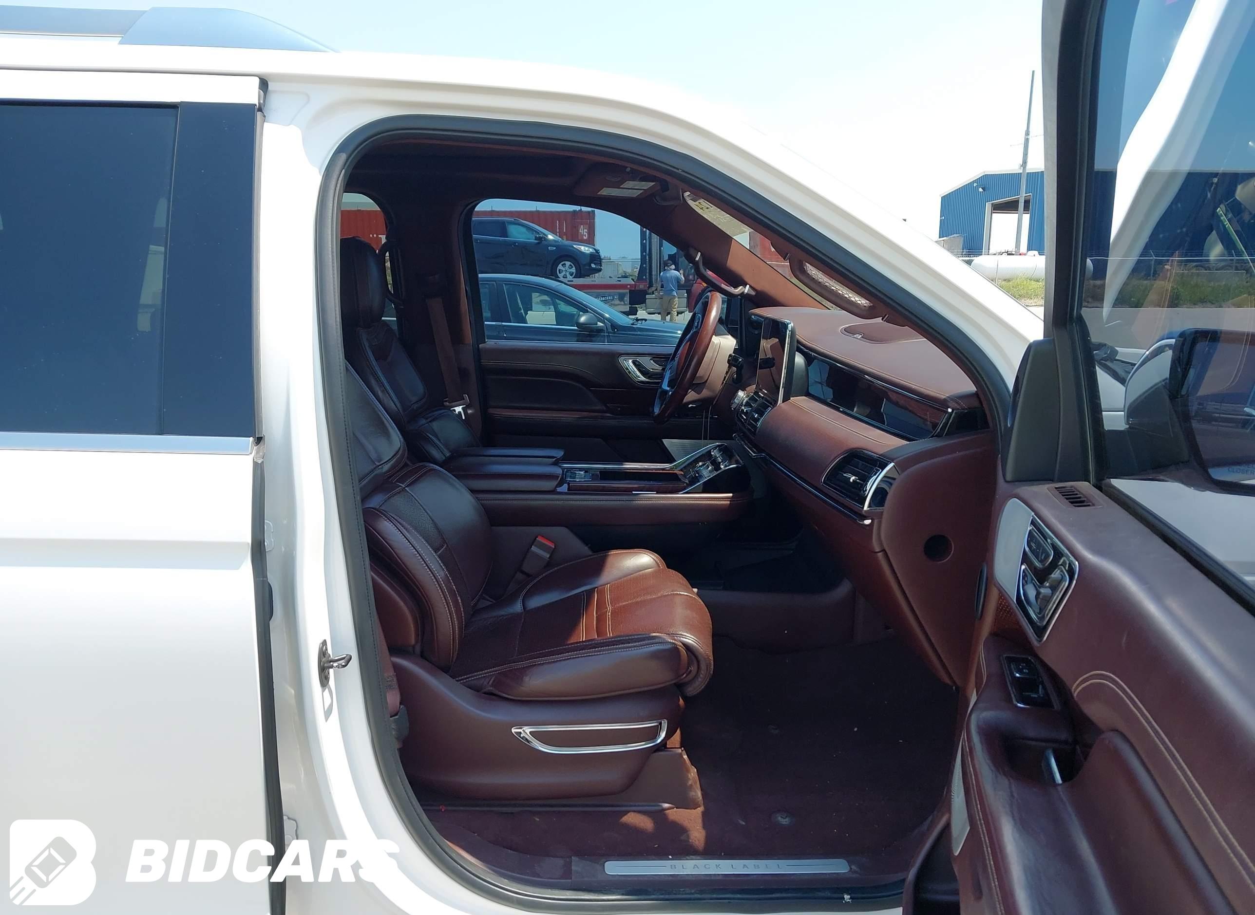2018 Lincoln Navigator, Black...