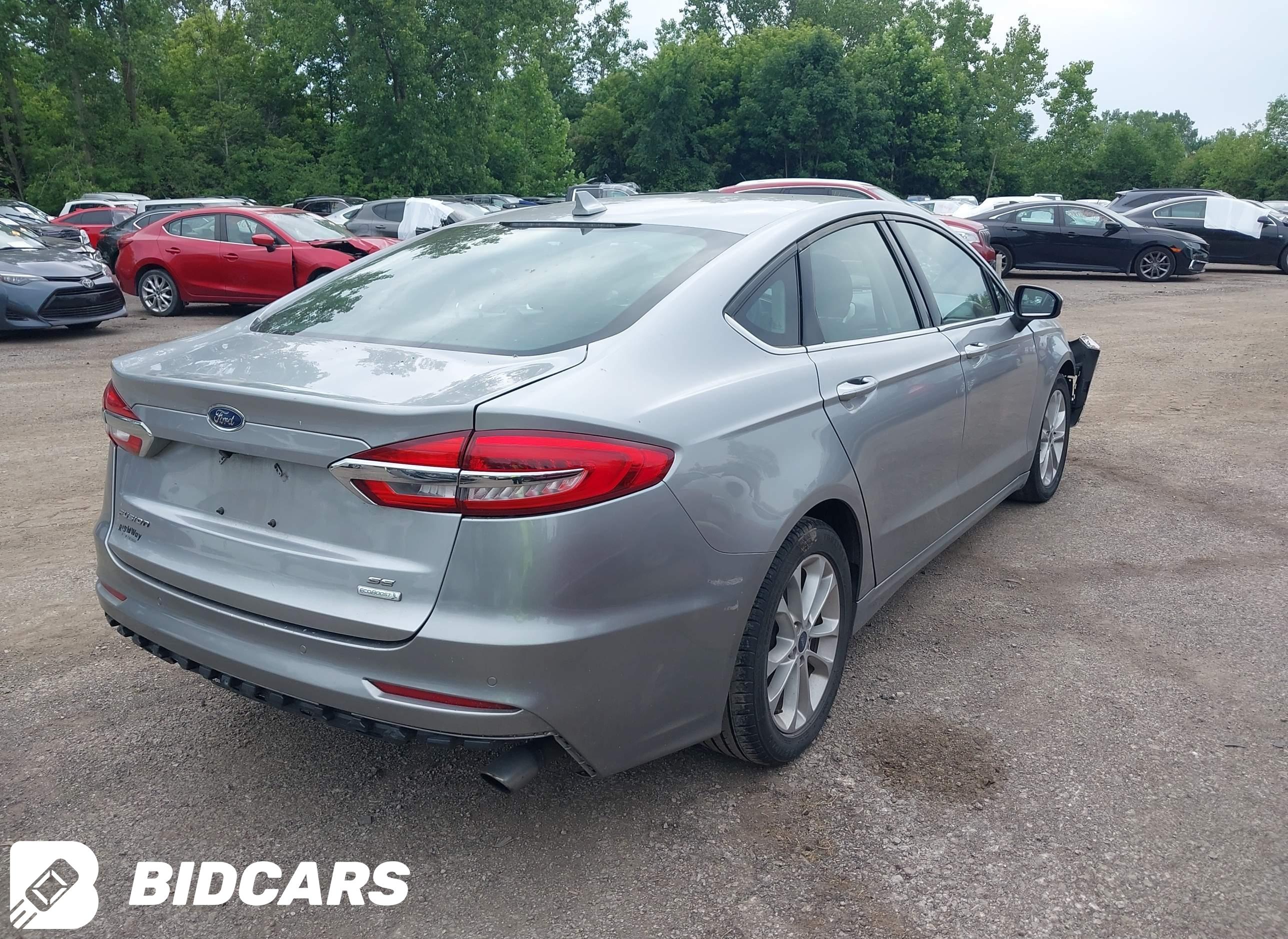 2020 Ford Fusion, SE