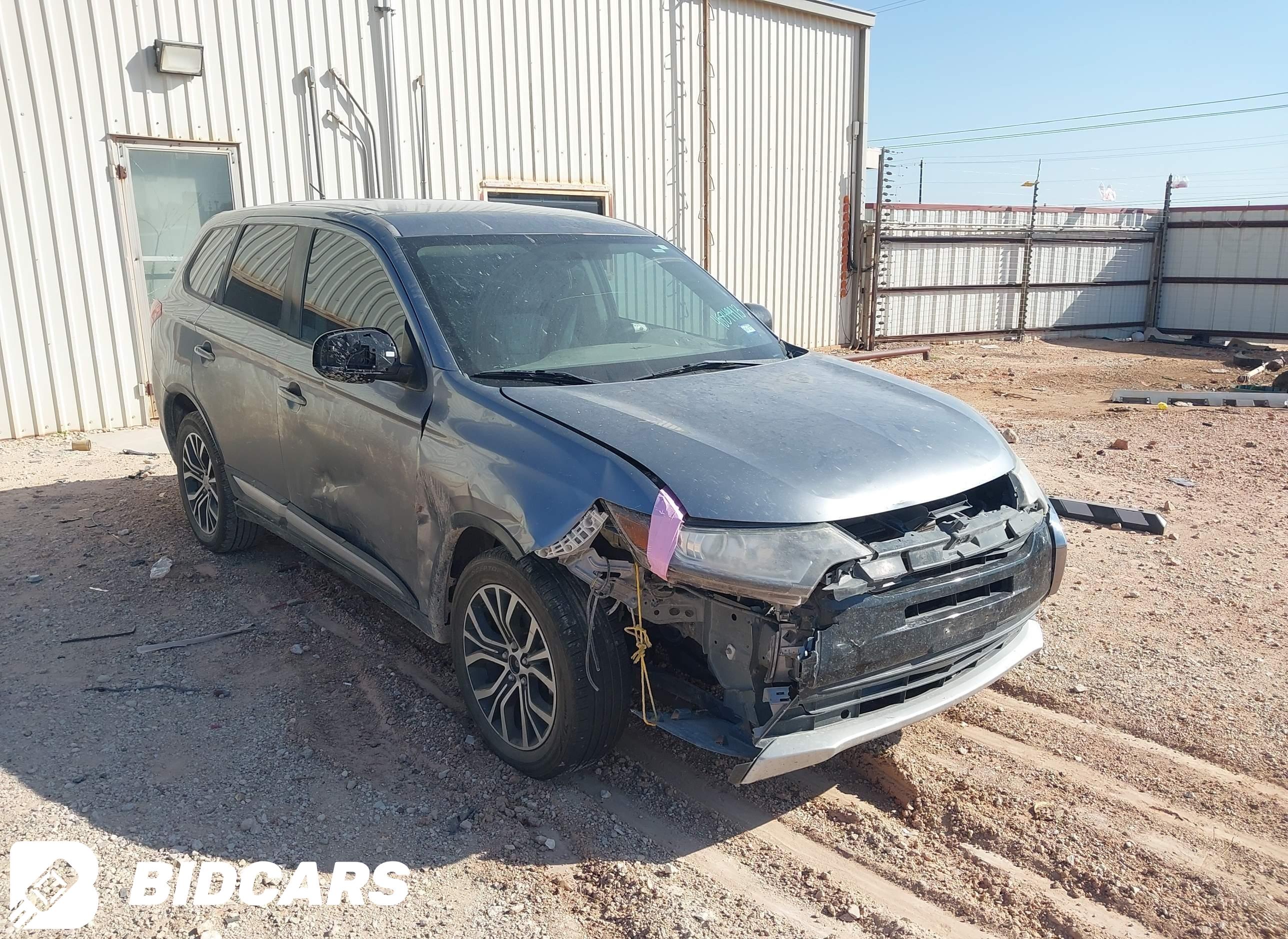 2016 Mitsubishi Outlander, ES