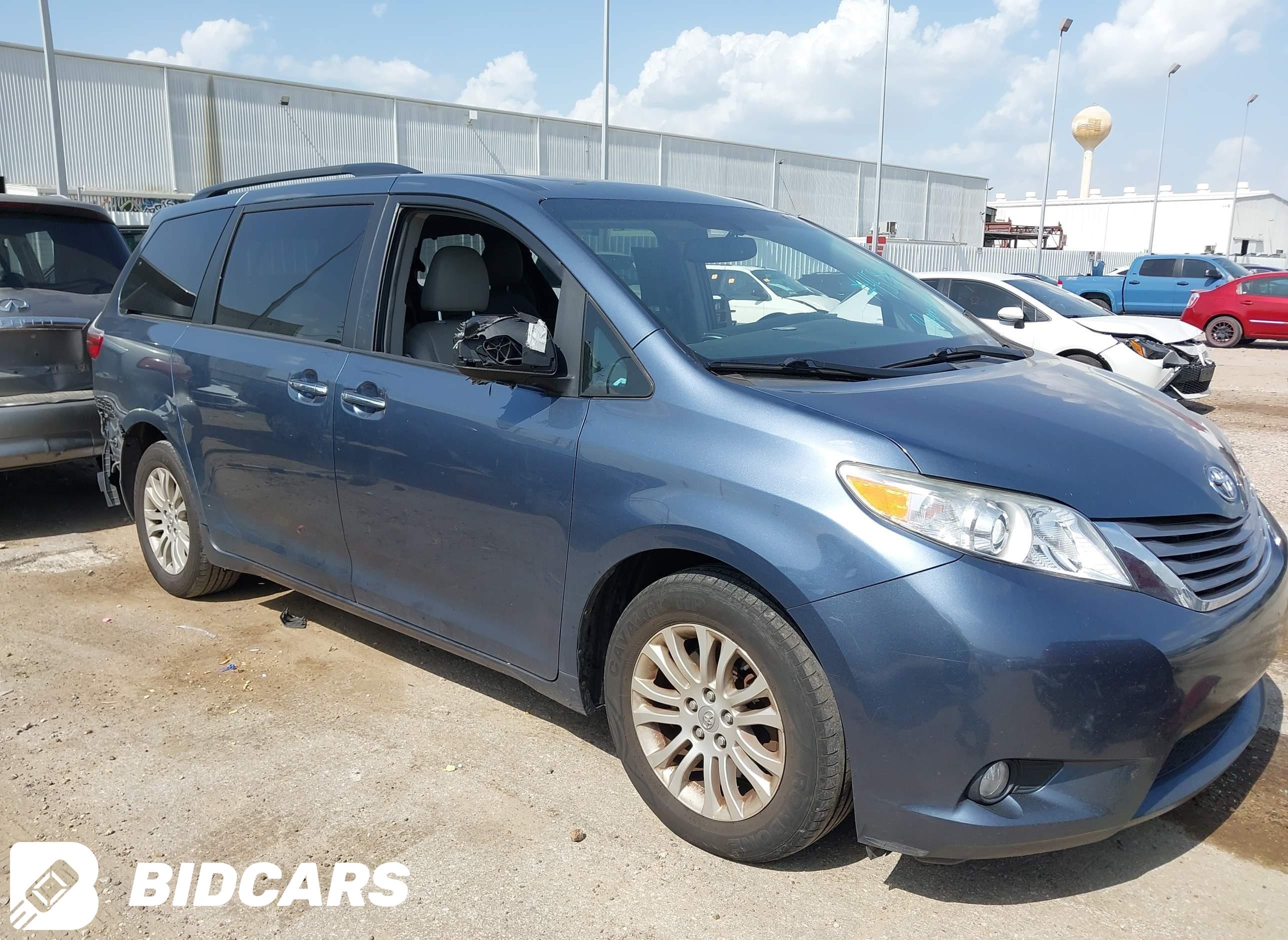 2017 Toyota Sienna, Xle 8 Pas...