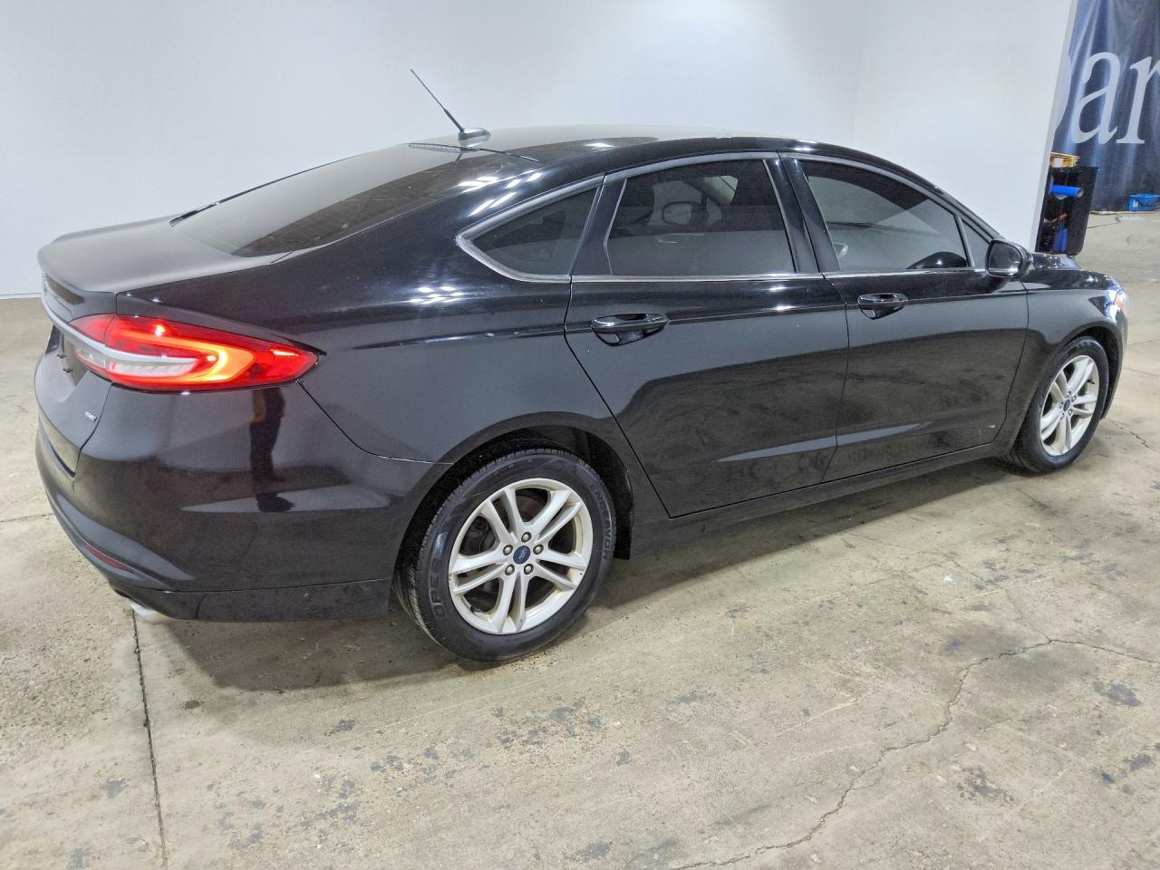 2018 Ford Fusion, SE