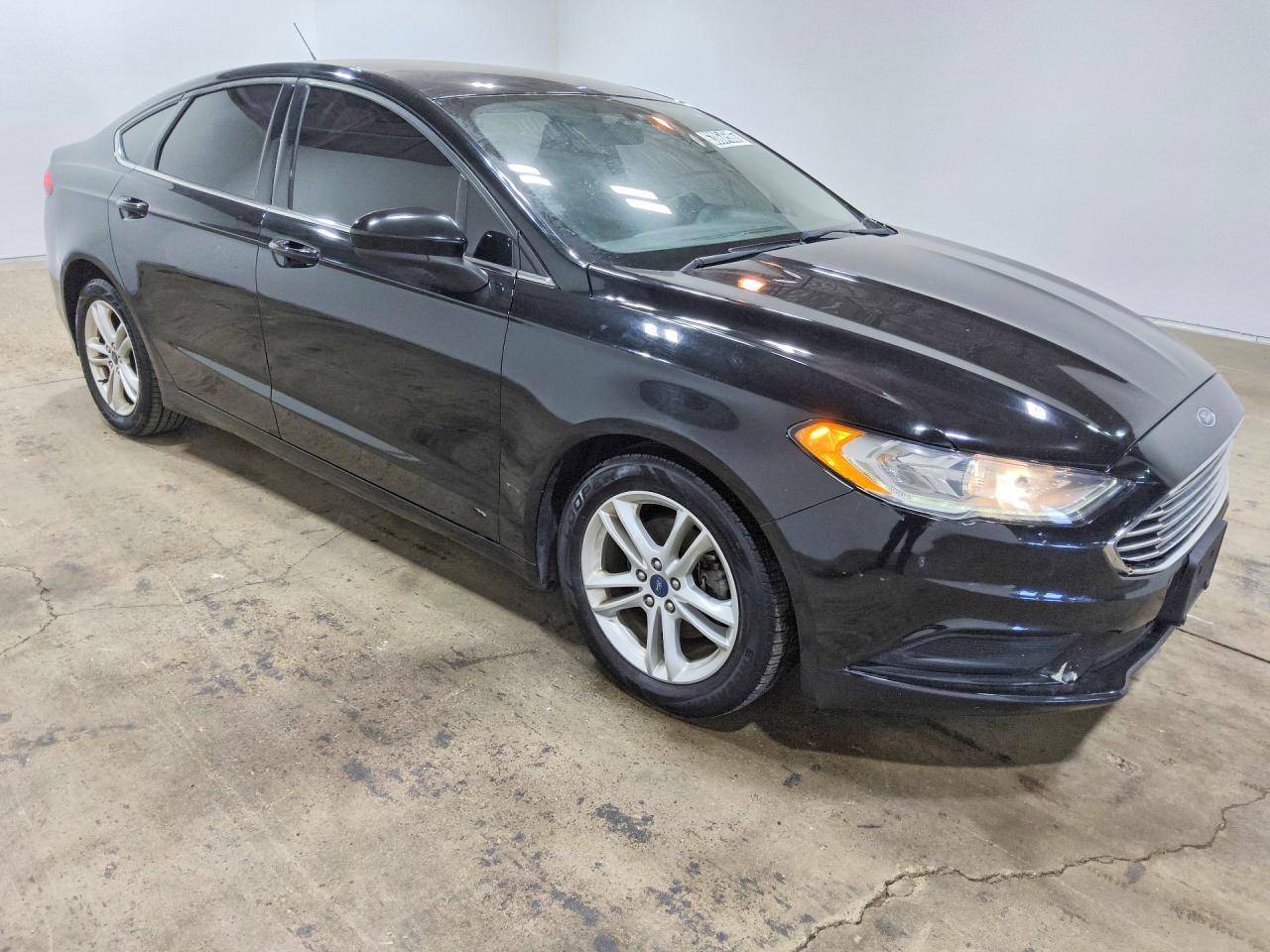 2018 Ford Fusion, SE