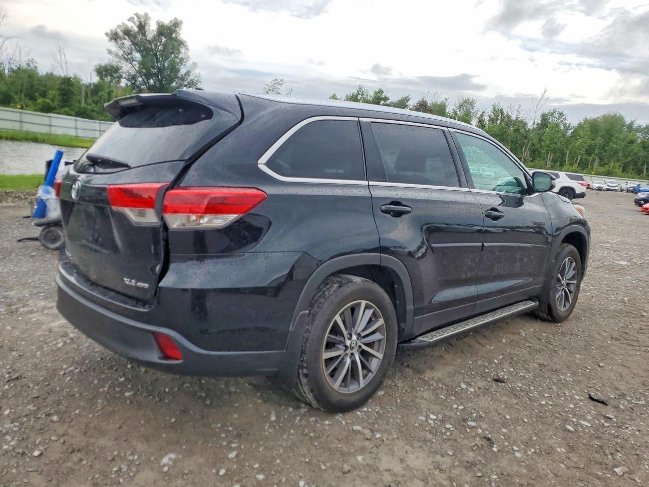 2019 Toyota Highlander, Xle