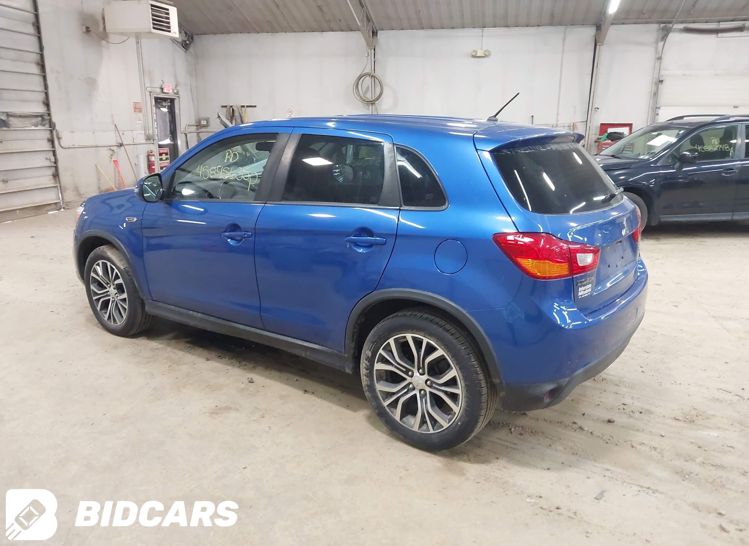 2016 Mitsubishi Outlander, Sp...