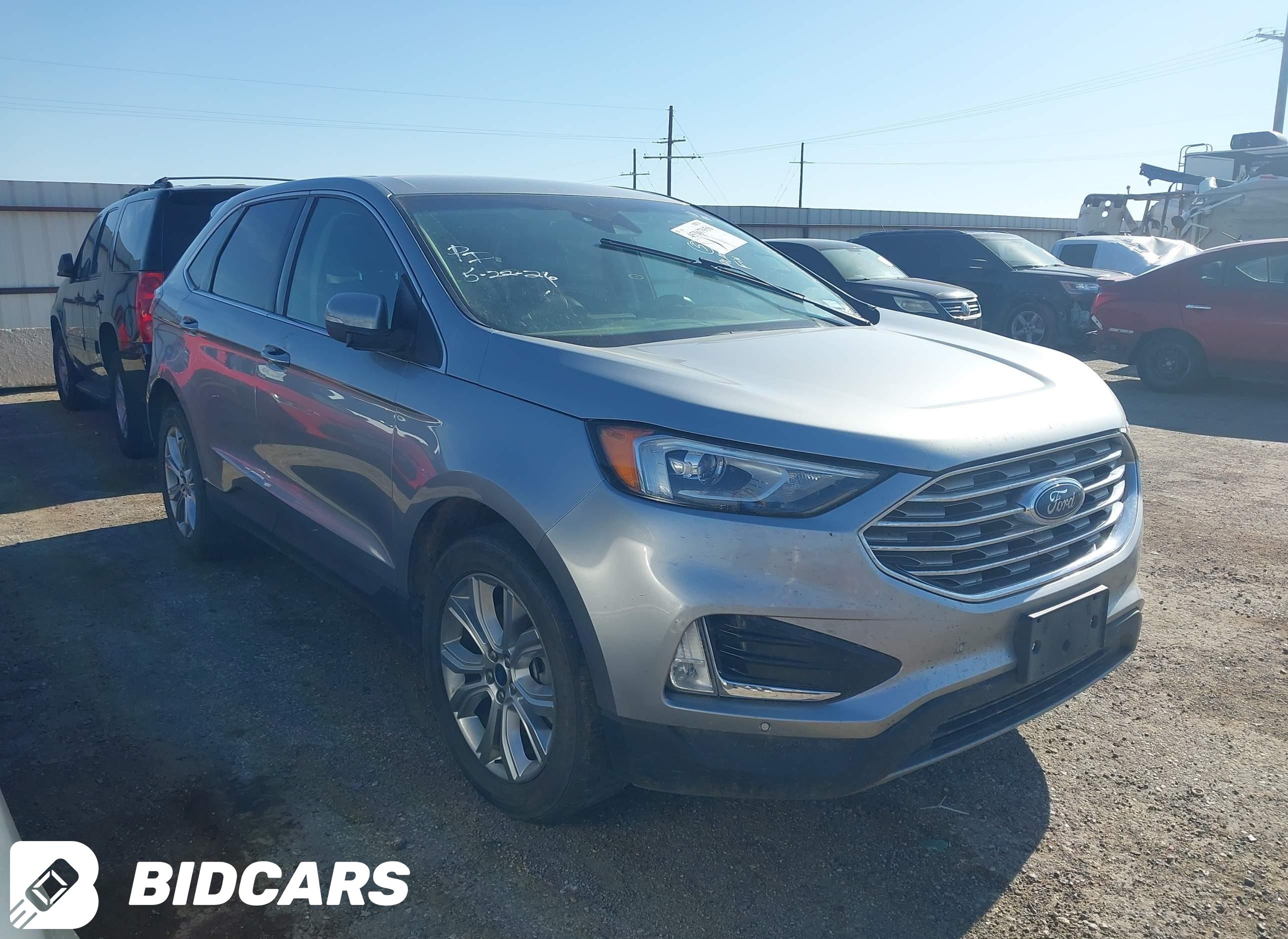 2022 Ford Edge, Titanium