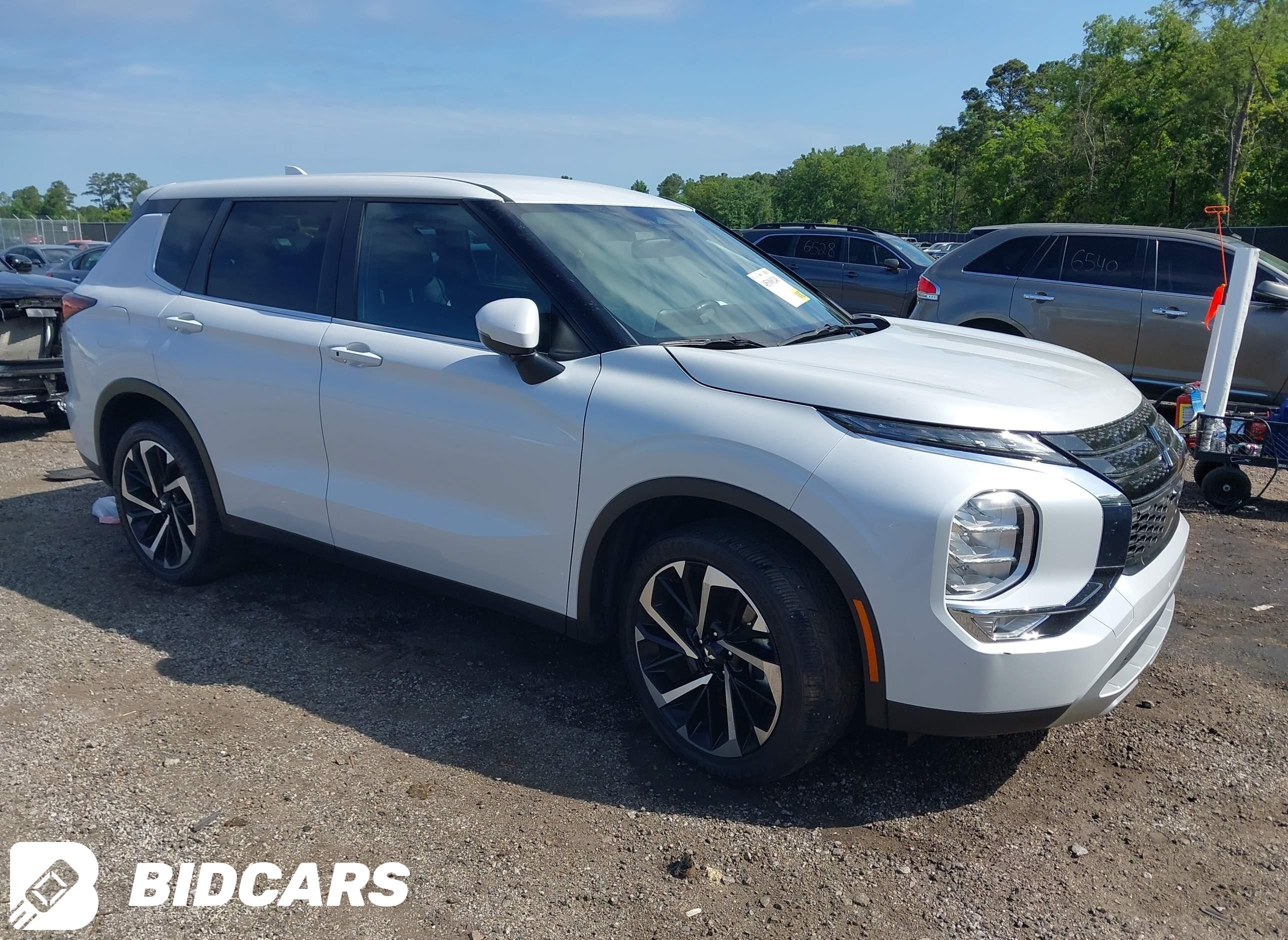 2023 Mitsubishi Outlander, Se...
