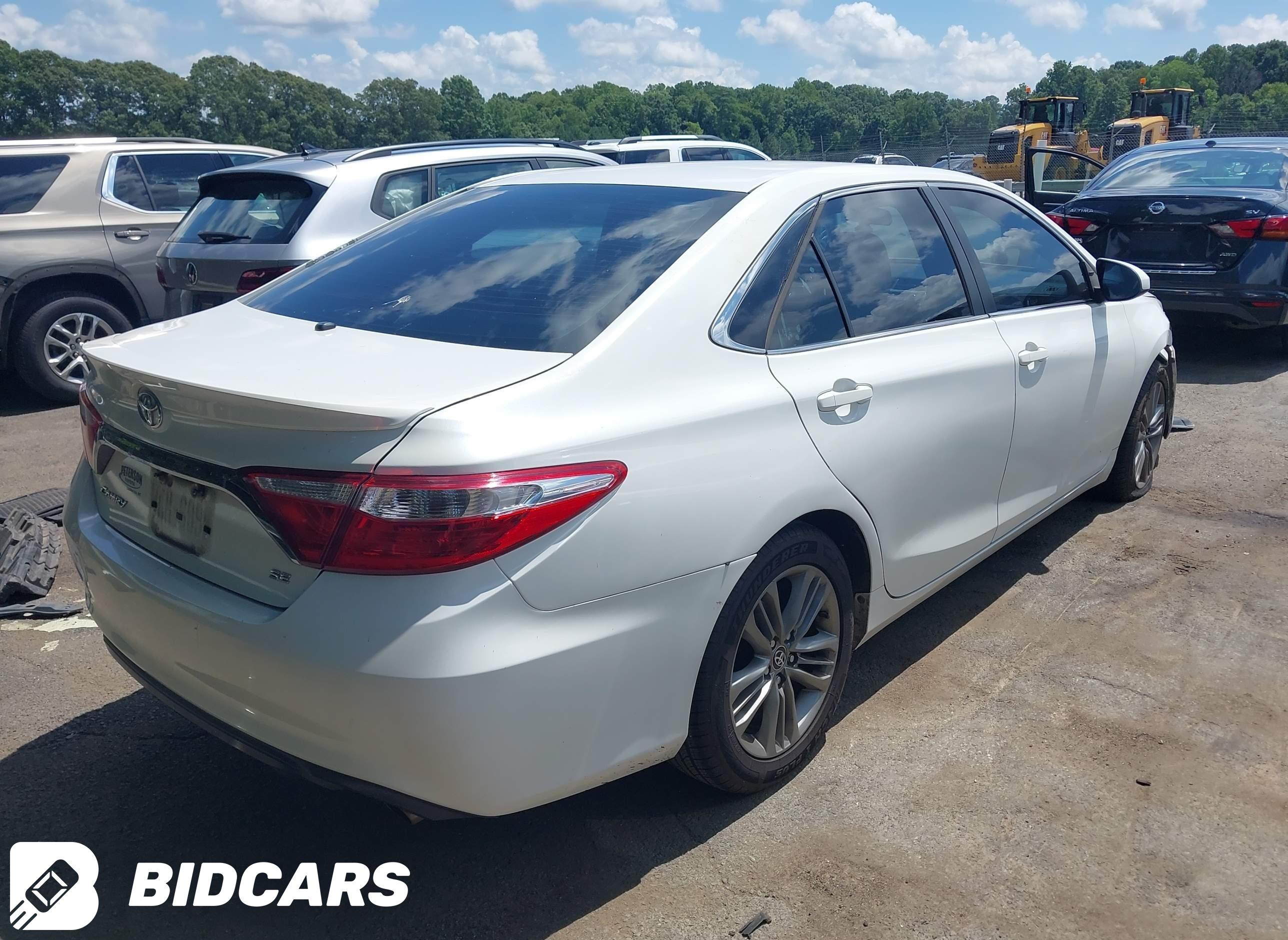 2016 Toyota Camry, SE
