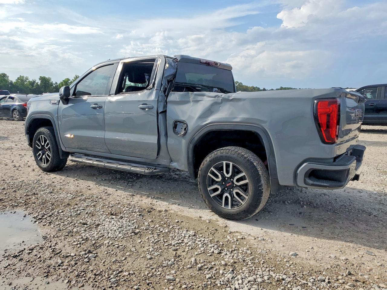 2024 GMC Sierra, K1500 At4