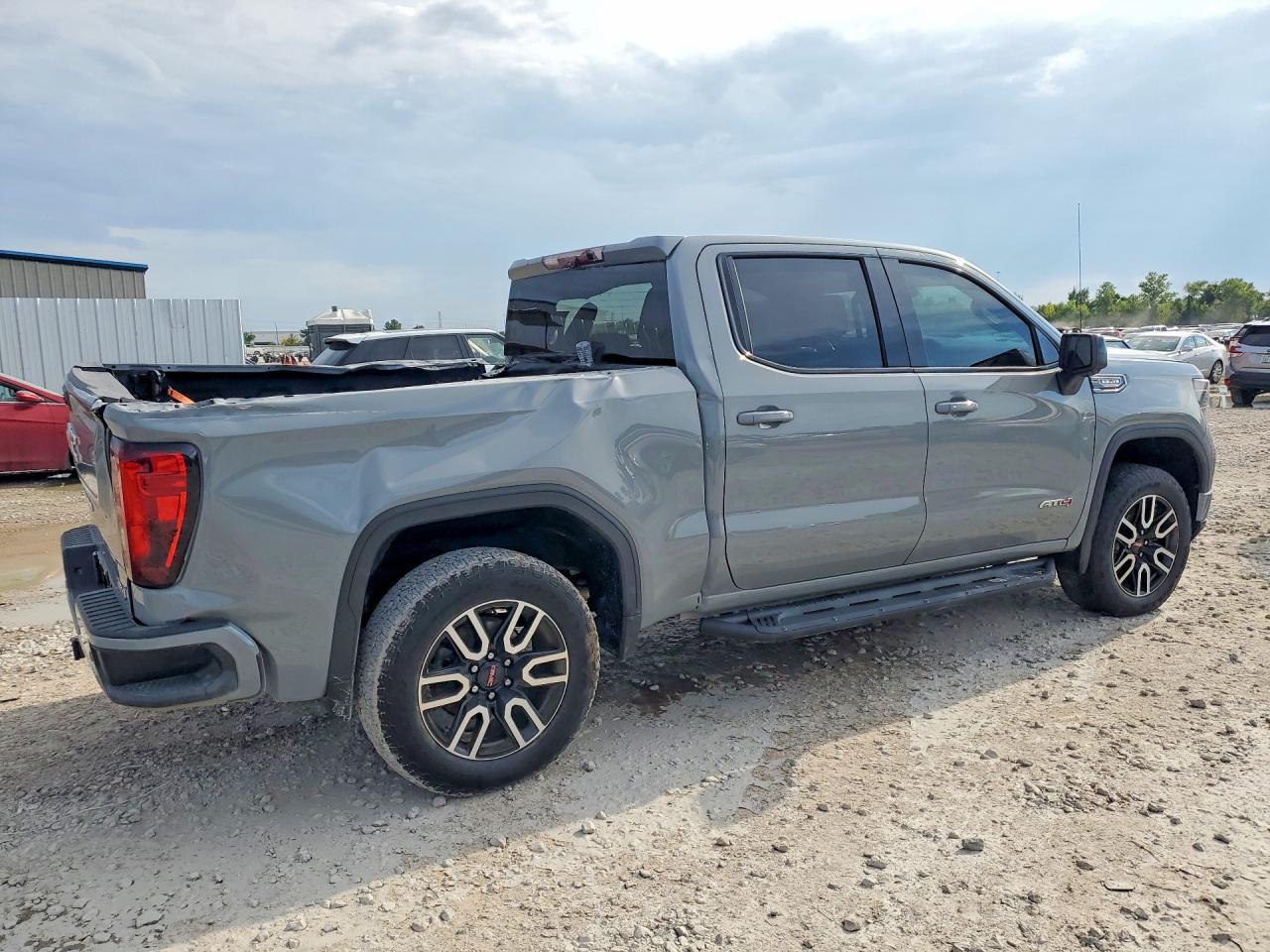 2024 GMC Sierra, K1500 At4