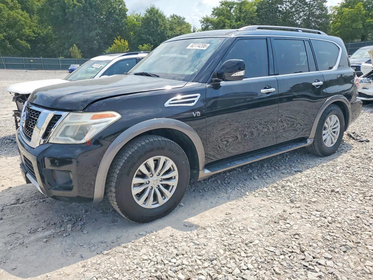 2017 Nissan Armada, SV