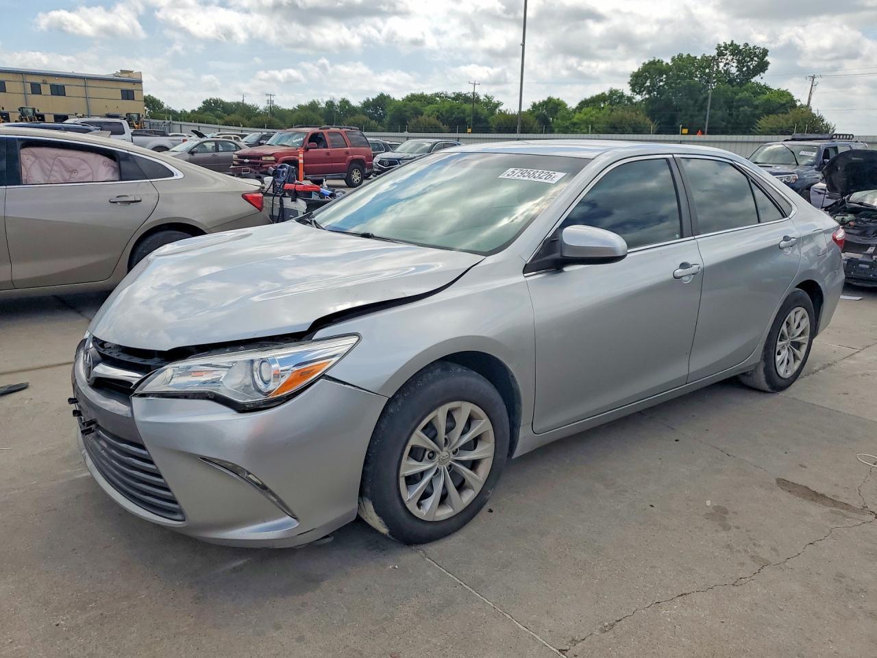 2015 Toyota Camry, LE